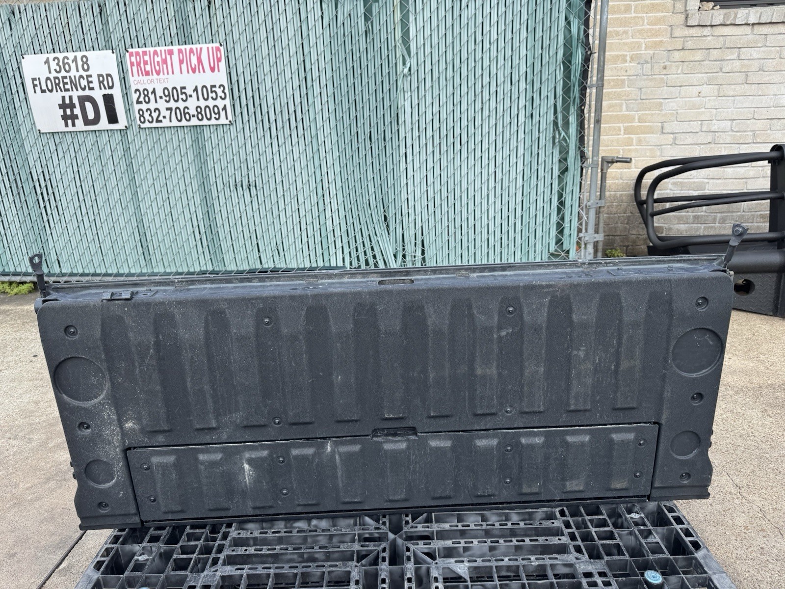 2020-2024 GMC Sierra 2500 3500 Factory Multi Pro Tailgate Dark Sky Metallic OEM - Image 14