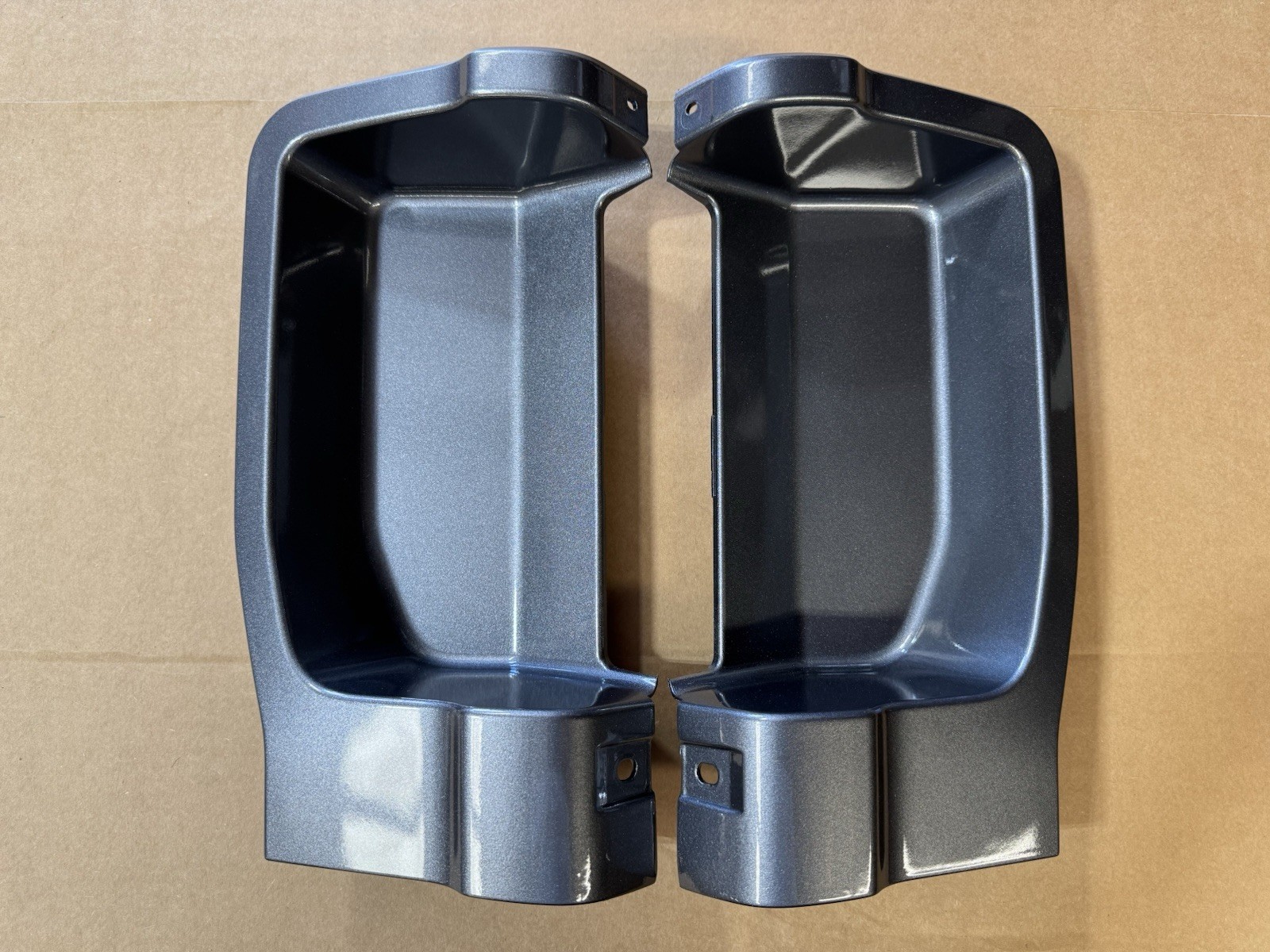 2023-2026 OEM Ford Super Duty Carbonized Grey Painted 8ft Bed Step Panel F250 F350 - Image 2