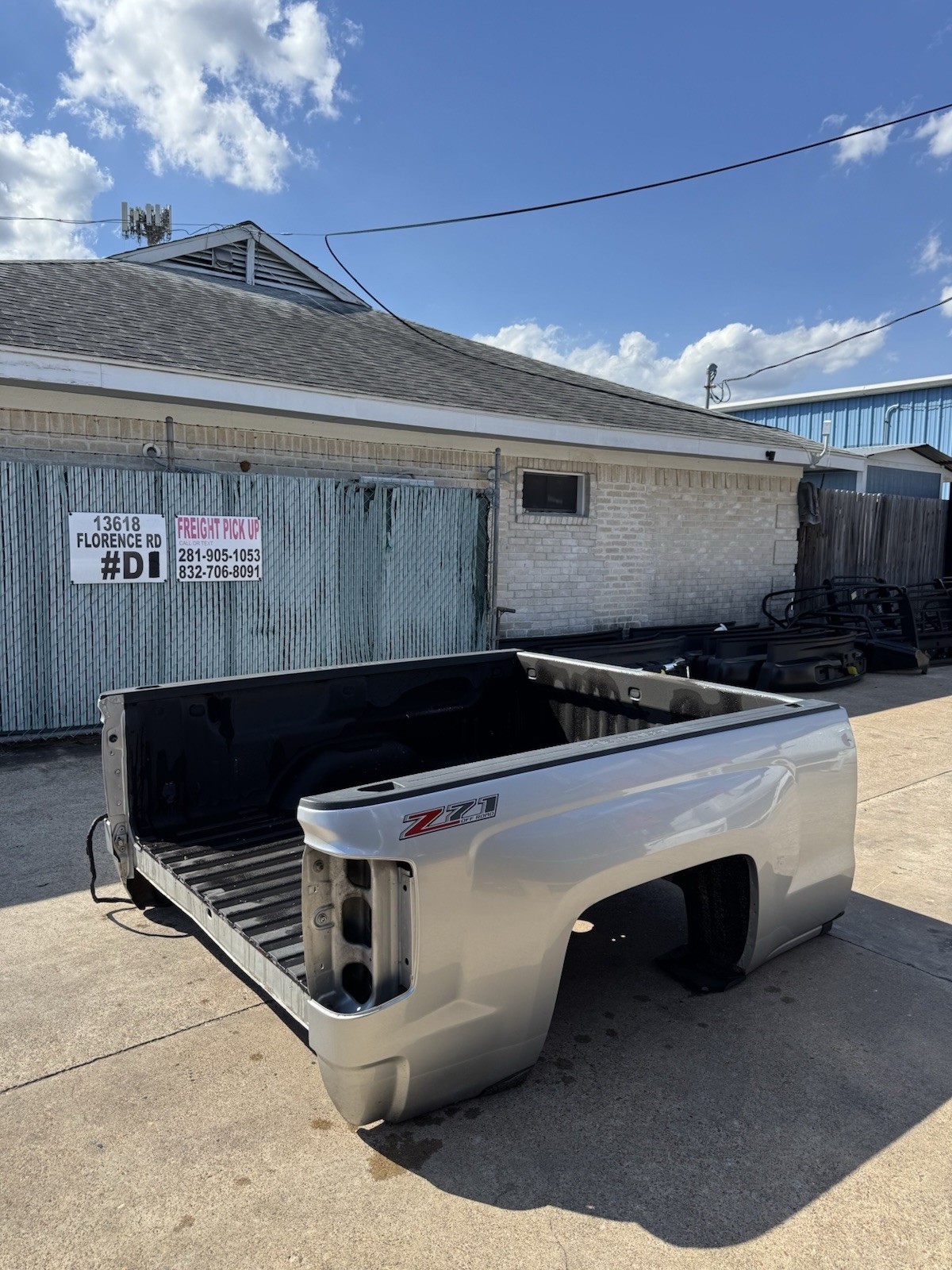 2015-2019 Chevy 2500 3500 Take Off Short Bed 6FT 9IN Silver SRW OEM