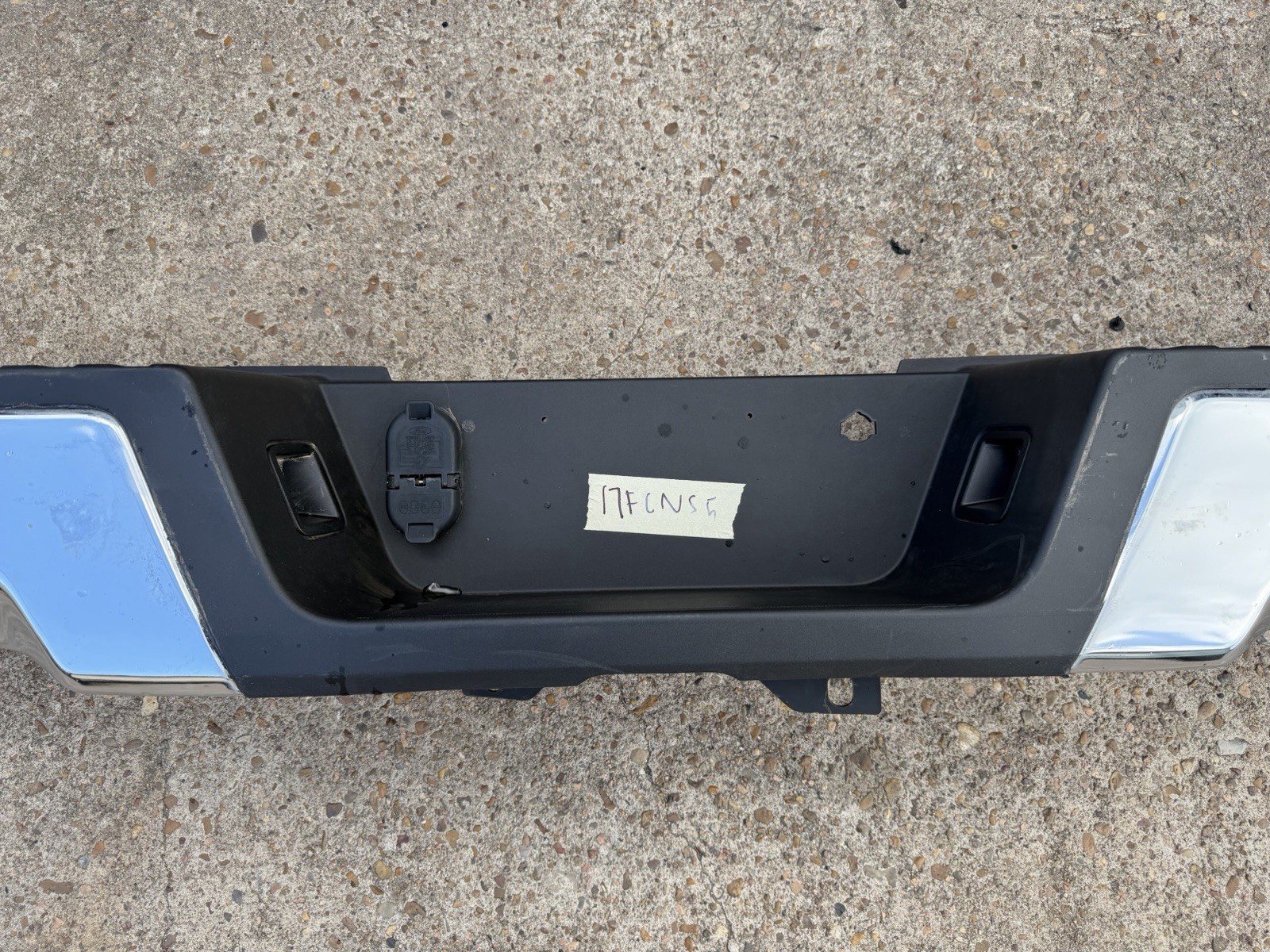 2017-2022 Ford F250 F350 Factory Chrome Rear Bumper No Sensor Holes OEM - Image 9