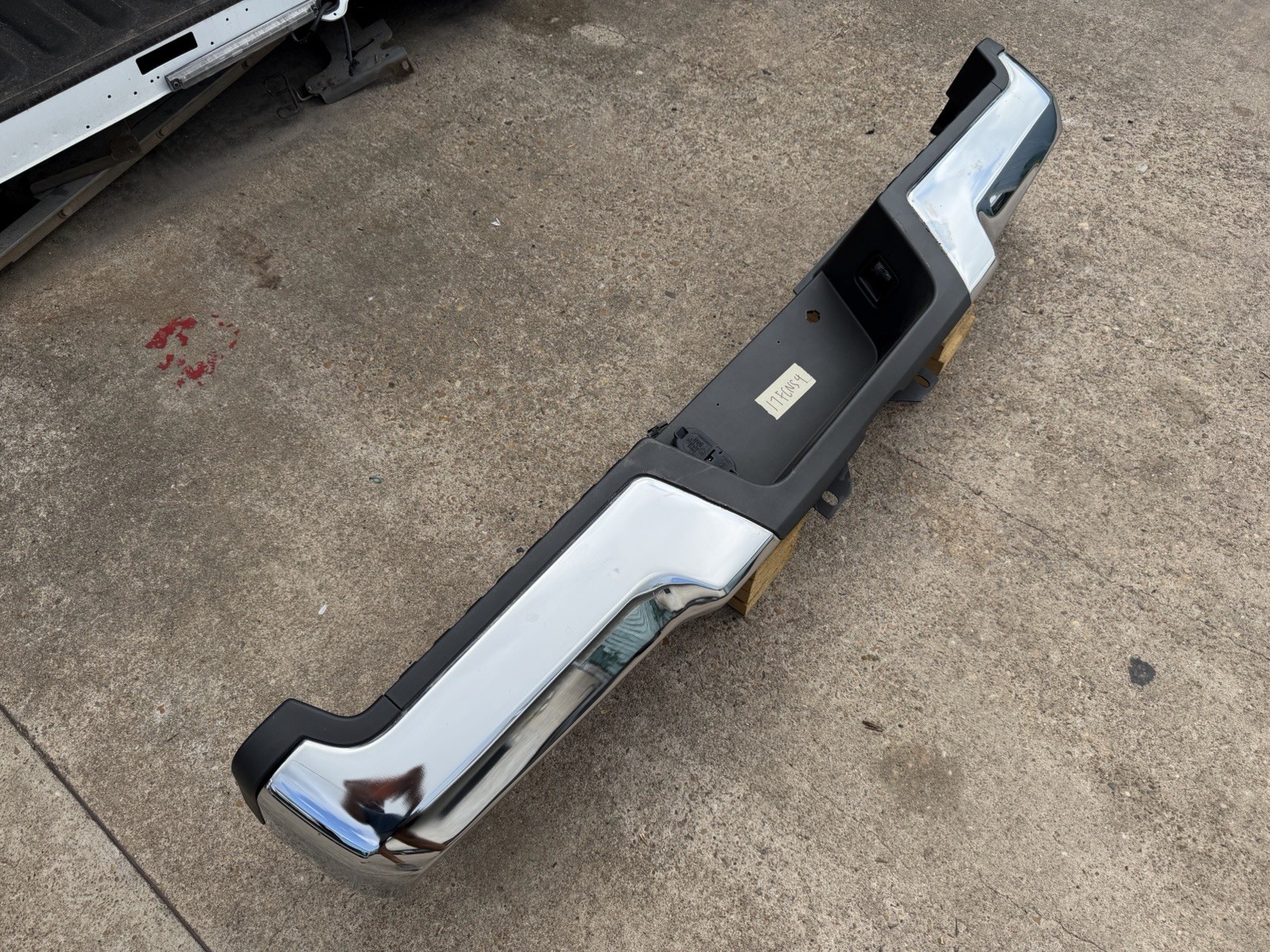 2017-2022 Ford F250 F350 Factory Chrome Rear Bumper No Sensor Holes OEM - Image 2