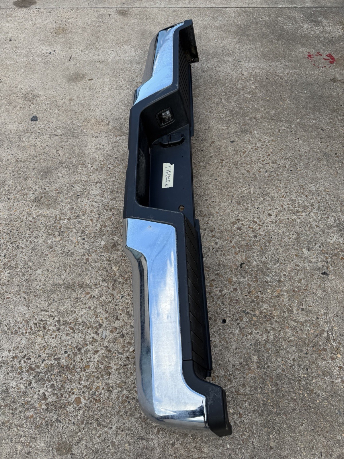 2017-2022 Ford F250 F350 Factory Chrome Rear Bumper No Sensor Holes OEM - Image 4