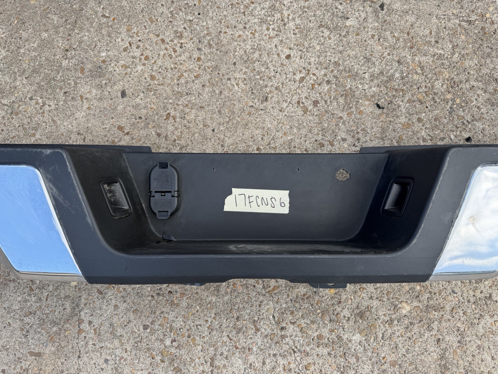 2017-2022 Ford F250 F350 Factory Chrome Rear Bumper No Sensor Holes OEM - Image 9