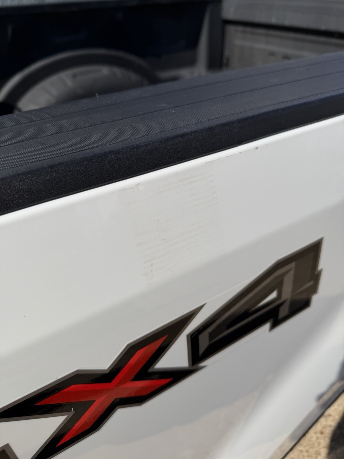 2017-2022 Ford F250 F350 SHORT Bed 6FT 9IN SRW Oxford White Take Off - Image 21