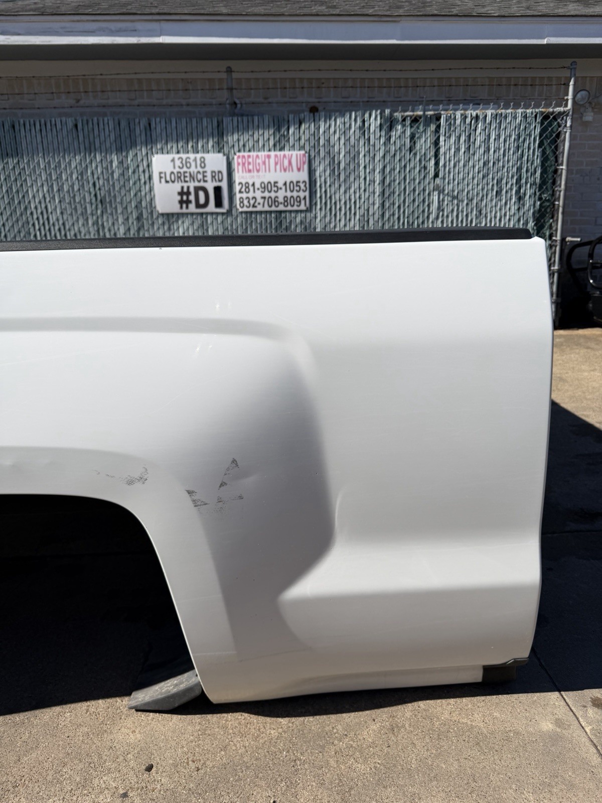 2015-2019 Chevy 2500 3500 Take Off Short Bed 6FT 9IN Summit White SRW OEM - Image 5