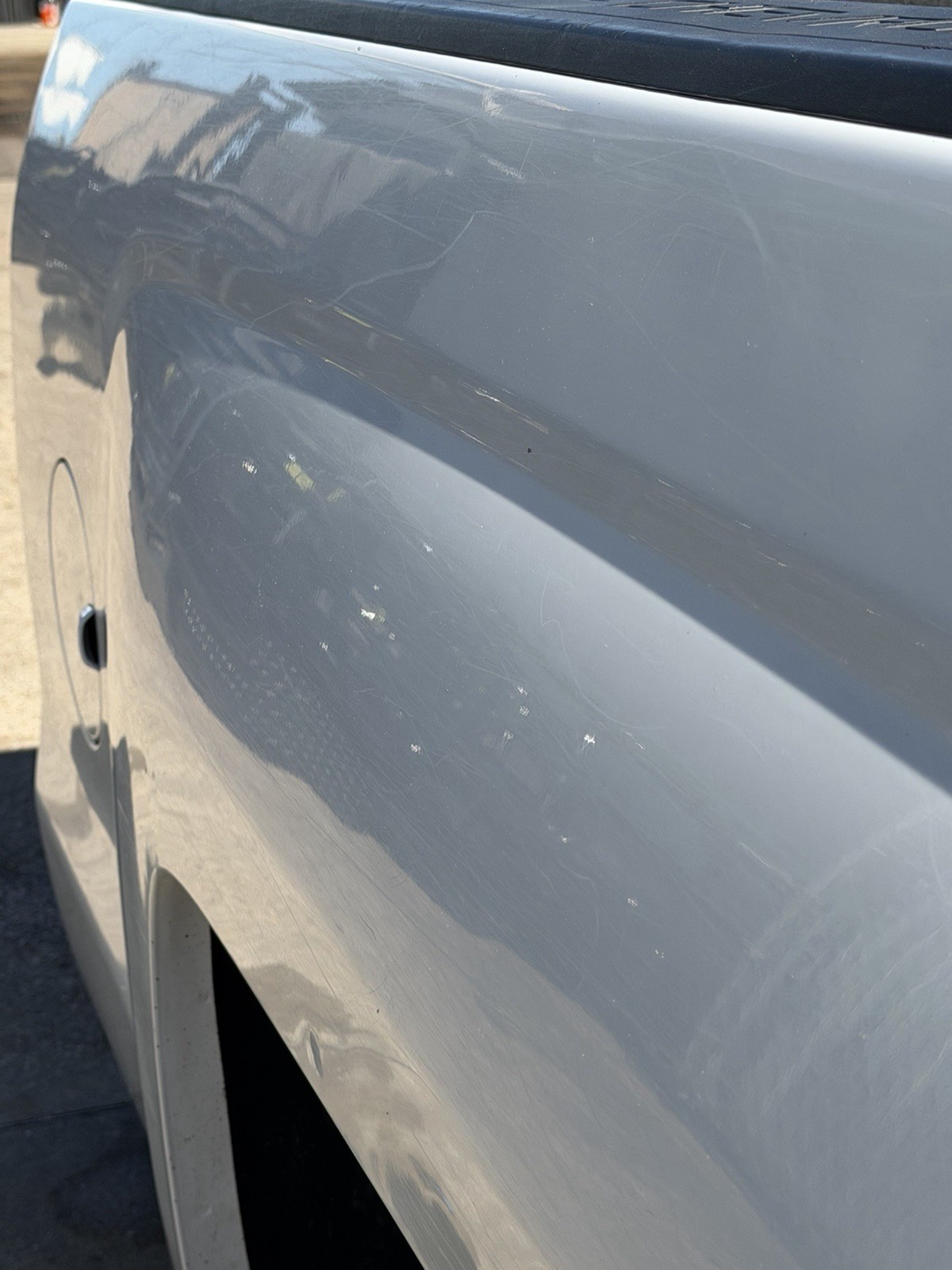 2015-2019 Chevy 2500 3500 Take Off Short Bed 6FT 9IN Summit White SRW OEM - Image 18