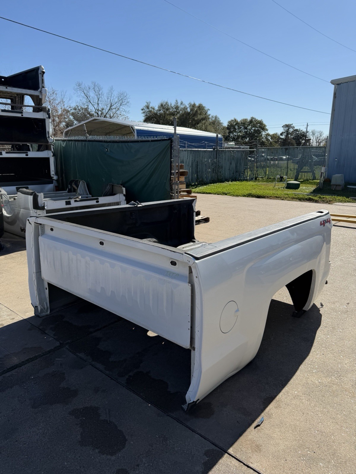 2015-2019 Chevy 2500 3500 Take Off Short Bed 6FT 9IN Summit White SRW OEM - Image 19