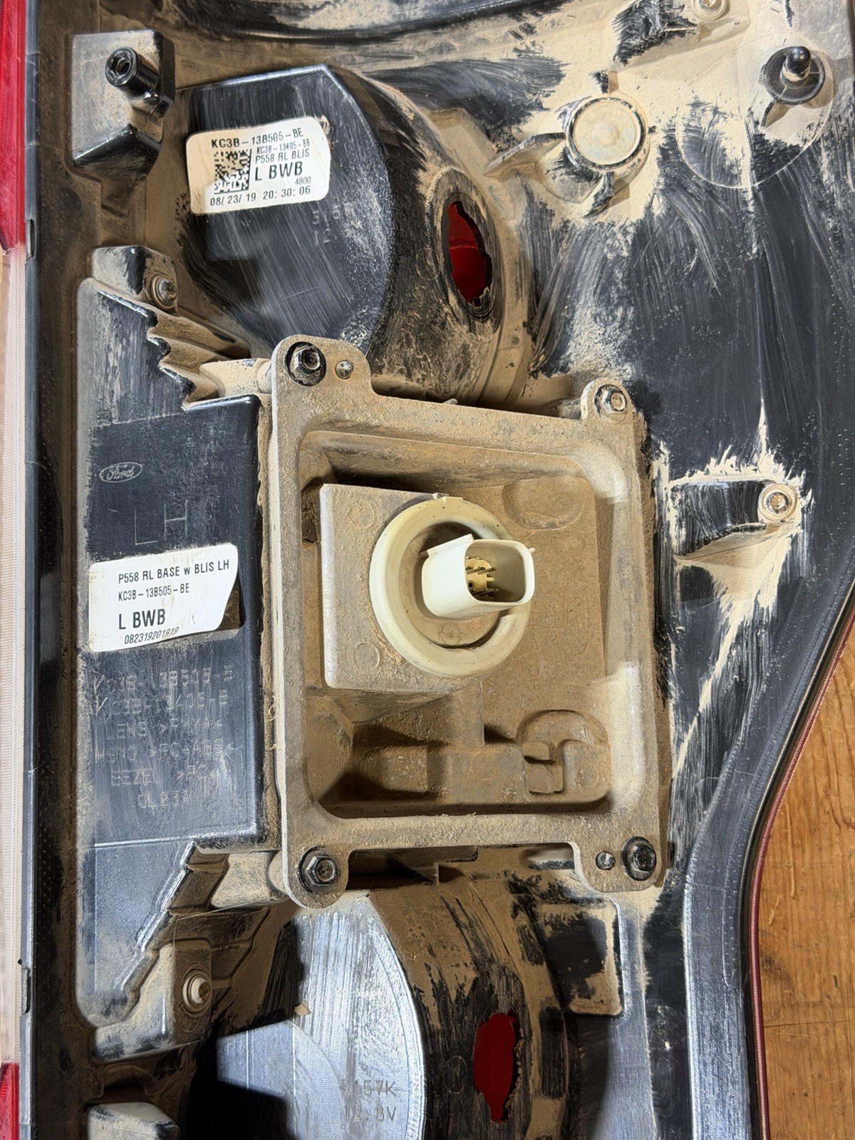 2017-2019 Ford F250 F350 Factory Drivers Side Halogen Tail Light w/ BLISS LH OEM - Image 12