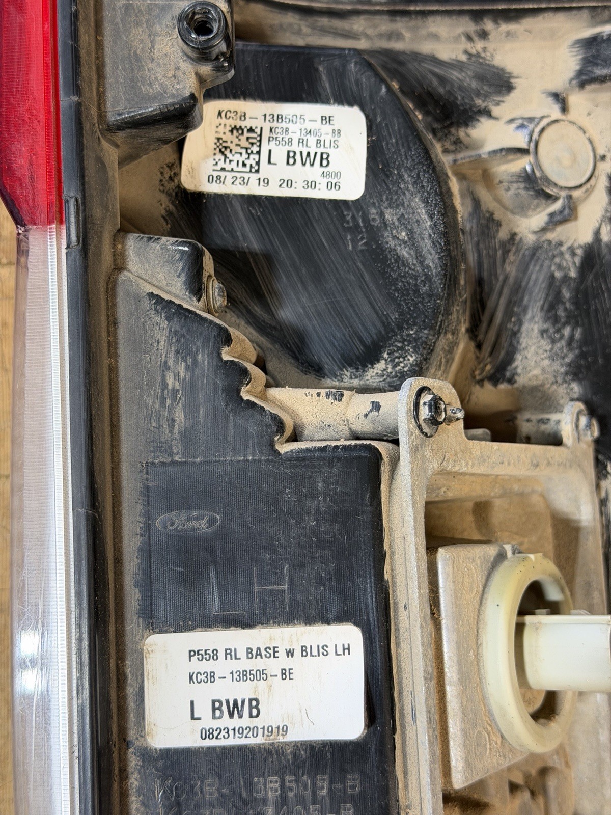 2017-2019 Ford F250 F350 Factory Drivers Side Halogen Tail Light w/ BLISS LH OEM - Image 13