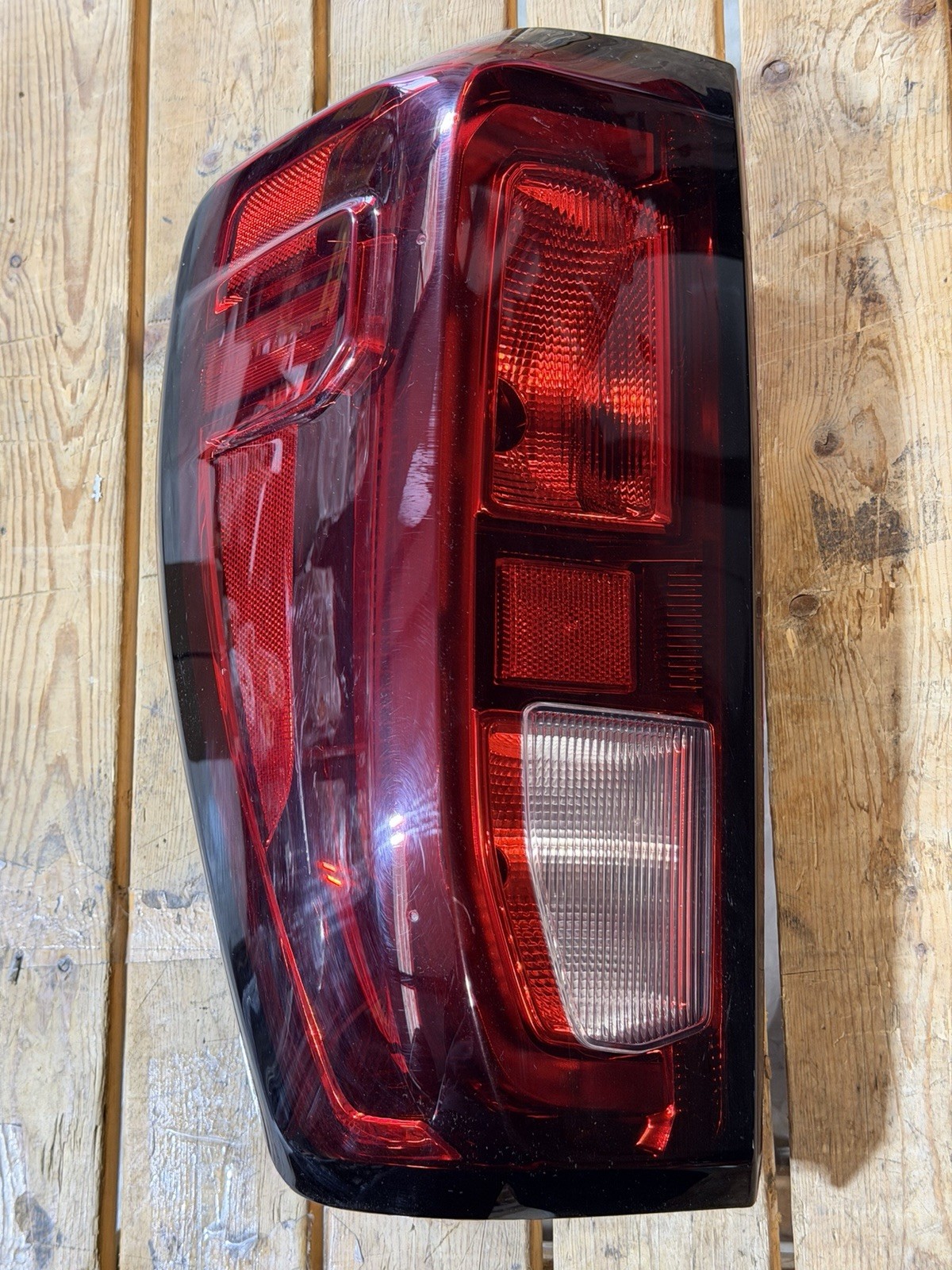 2020-2023 GMC SIERRA 2500 3500 Factory Driver Side Halogen Tail Light LH - Image 4