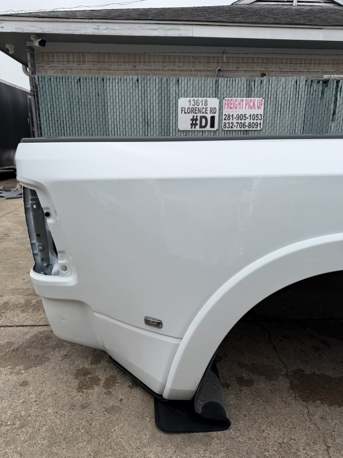 2019-2026 Ram 3500 Dually Bed ONLY 8FT OEM Bright White DRW Take Off - Image 3