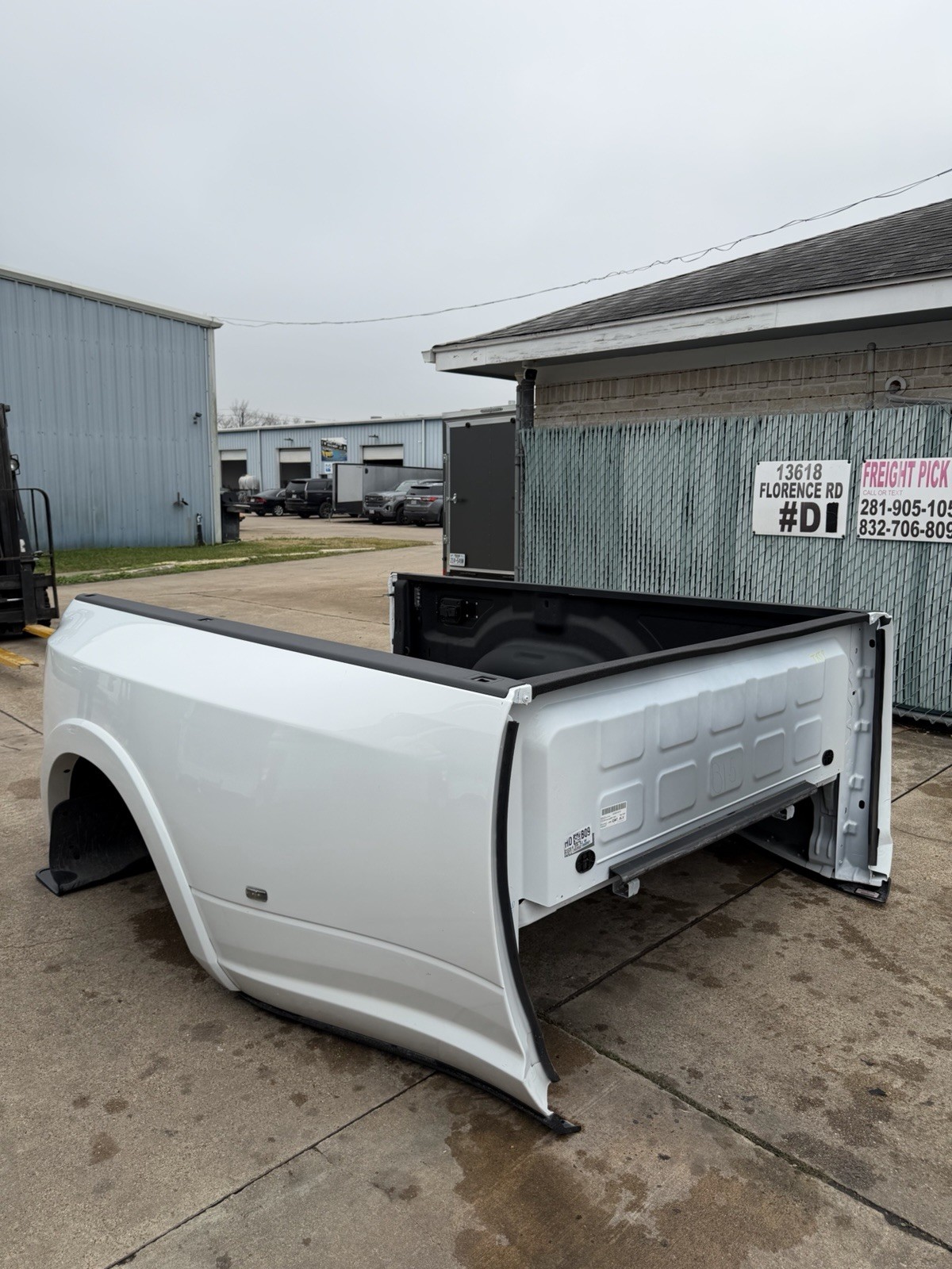 2019-2026 Ram 3500 Dually Bed ONLY 8FT OEM Bright White DRW Take Off - Image 6
