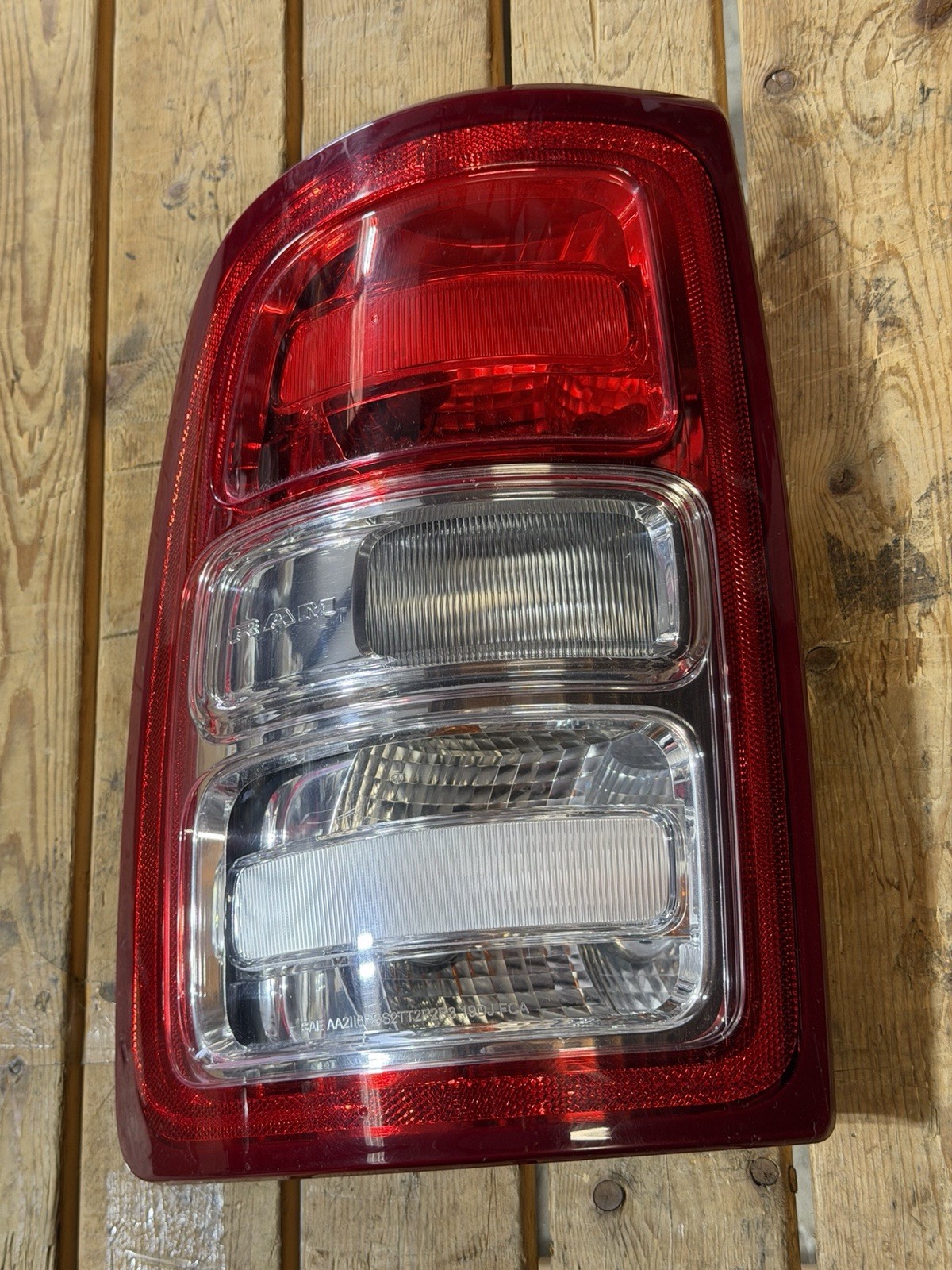 2019-2024 DODGE RAM 2500 3500 LEFT TAIL LIGHT HALOGEN DRIVERS OEM LH - Image 2