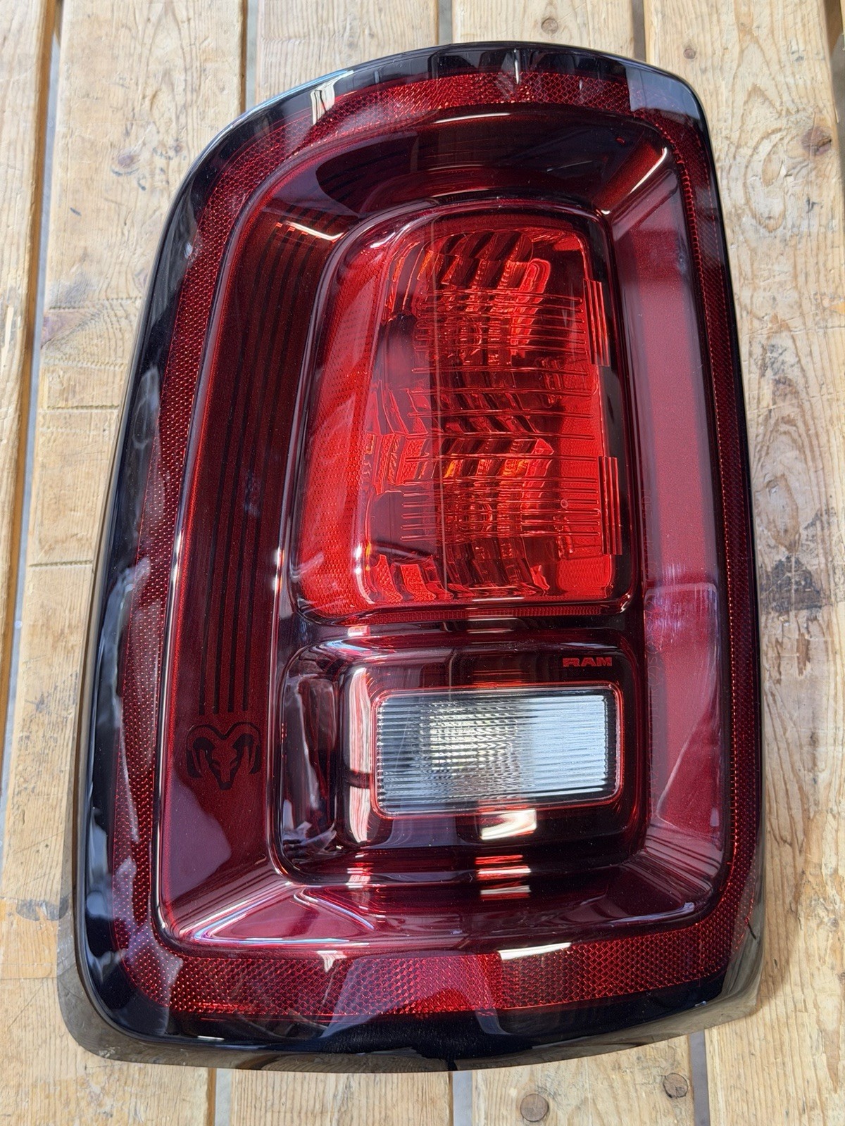 2025-2026 DODGE RAM 2500 3500 LEFT TAIL LIGHT HALOGEN DRIVERS OEM LH NEW STYLE