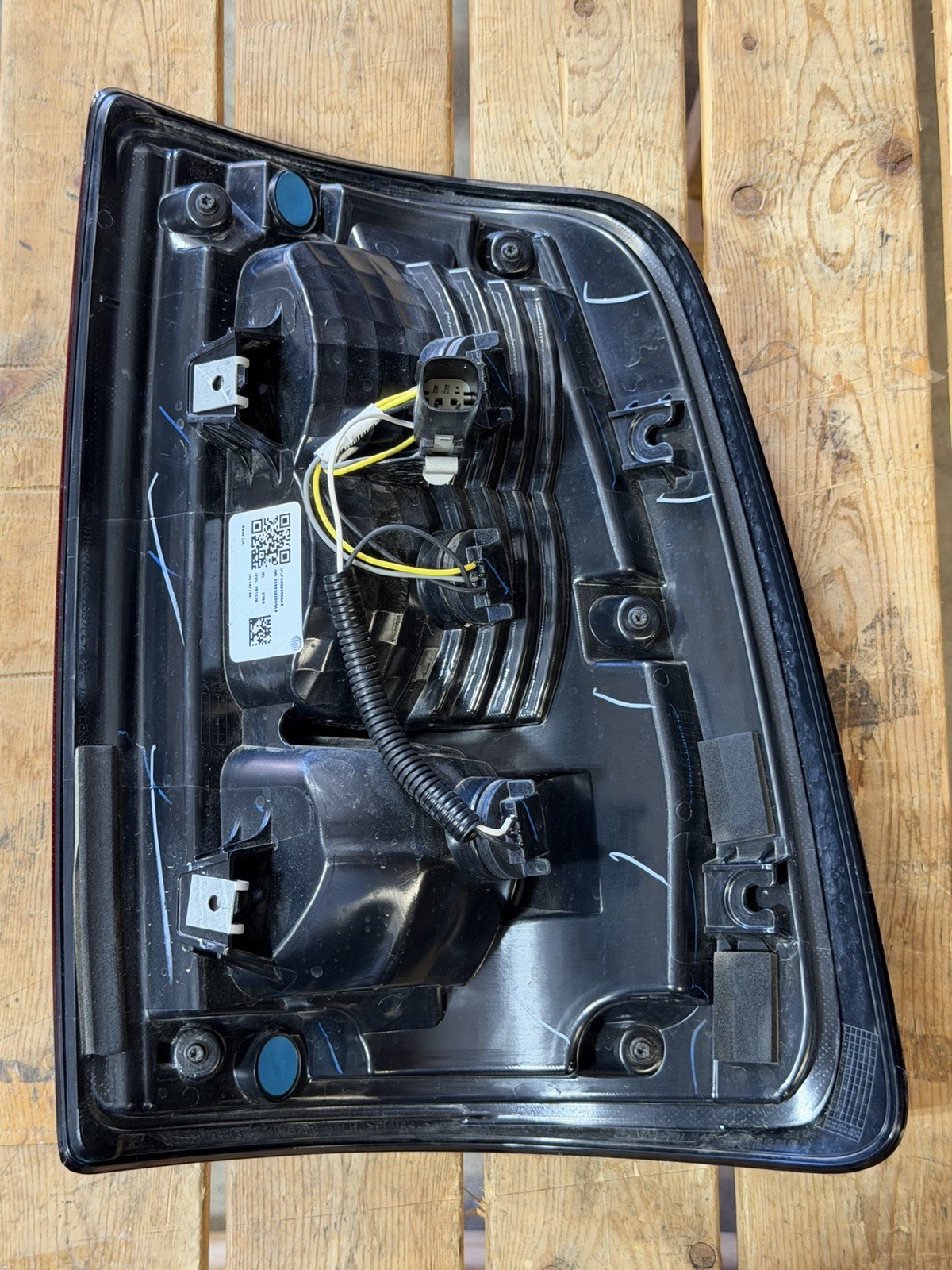 2025-2026 DODGE RAM 2500 3500 LEFT TAIL LIGHT HALOGEN DRIVERS OEM LH NEW STYLE - Image 3