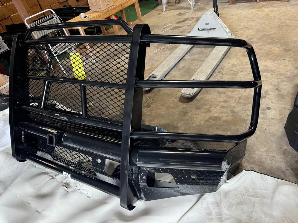 2020-2023 Chevy 2500 3500 Ranch Hand Style Front Replacement Bumper NEW - Image 3