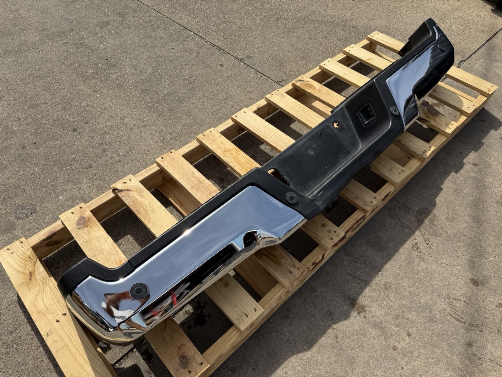 2017-2022 Ford F250 F350 Factory Chrome Rear Bumper w/ Sensors OEM - Image 2