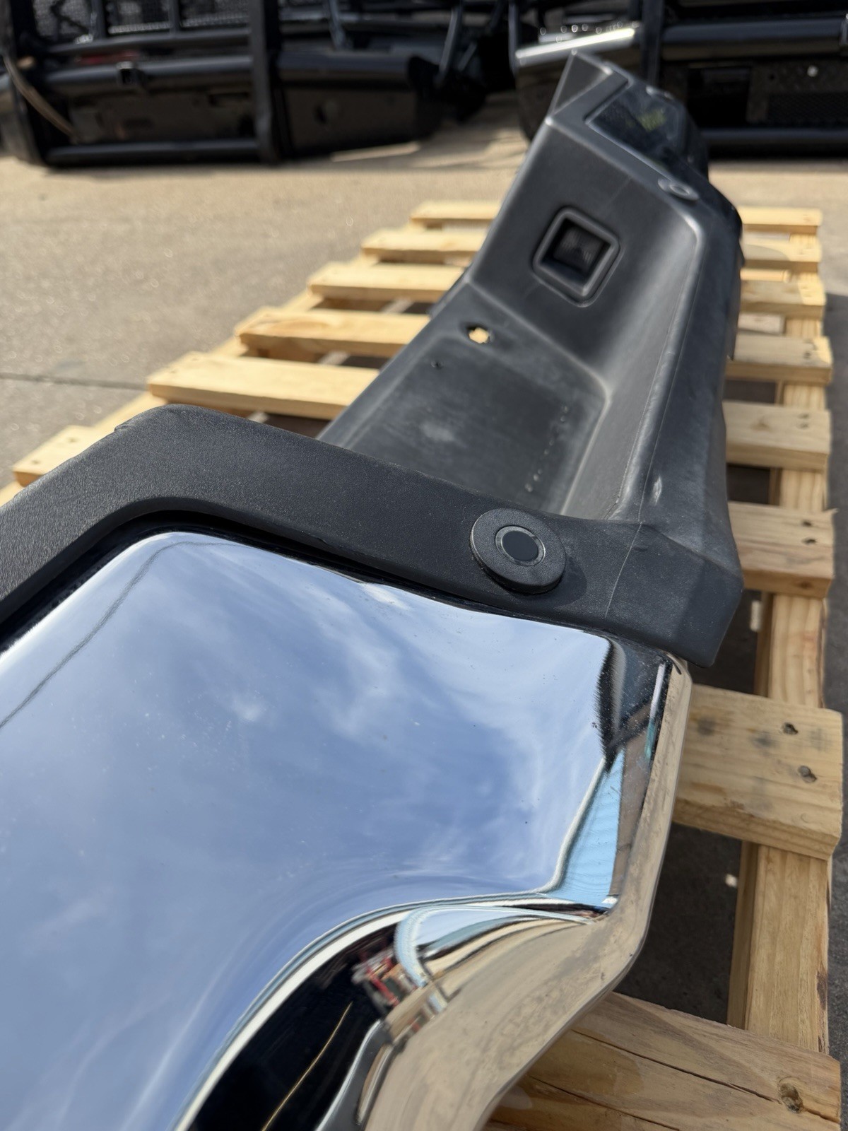 2017-2022 Ford F250 F350 Factory Chrome Rear Bumper w/ Sensors OEM - Image 5