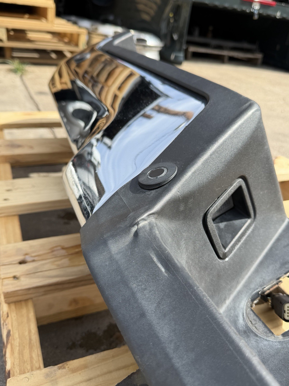 2017-2022 Ford F250 F350 Factory Chrome Rear Bumper w/ Sensors OEM - Image 11