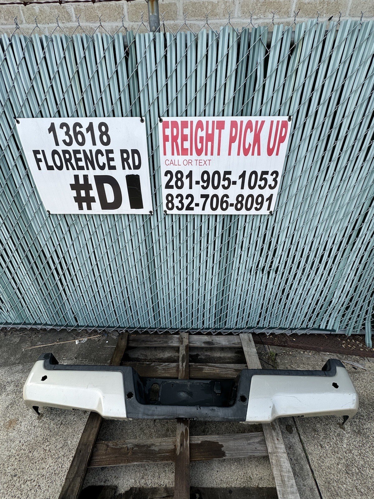 2017-2022 Ford F250 F350 Factory Rear Bumper White Gold w/ Sensors OEM Take Off - Image 2