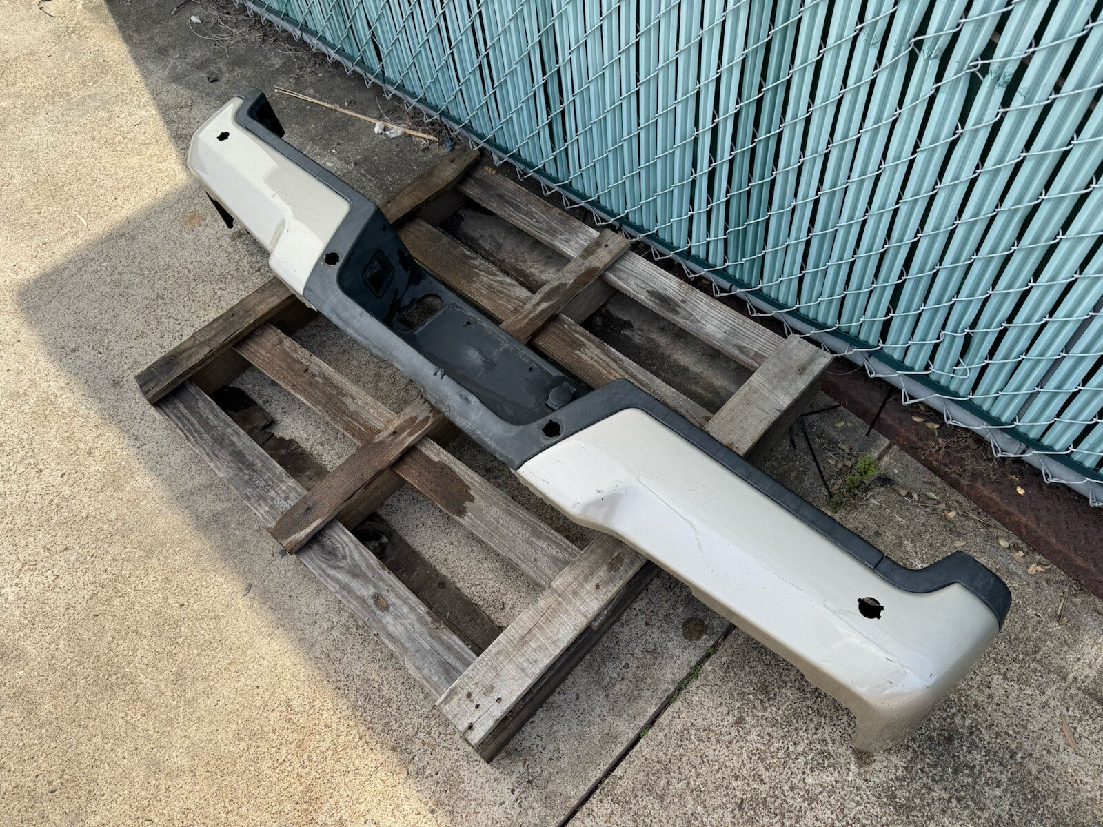 2017-2022 Ford F250 F350 Factory Rear Bumper White Gold w/ Sensors OEM Take Off - Image 3