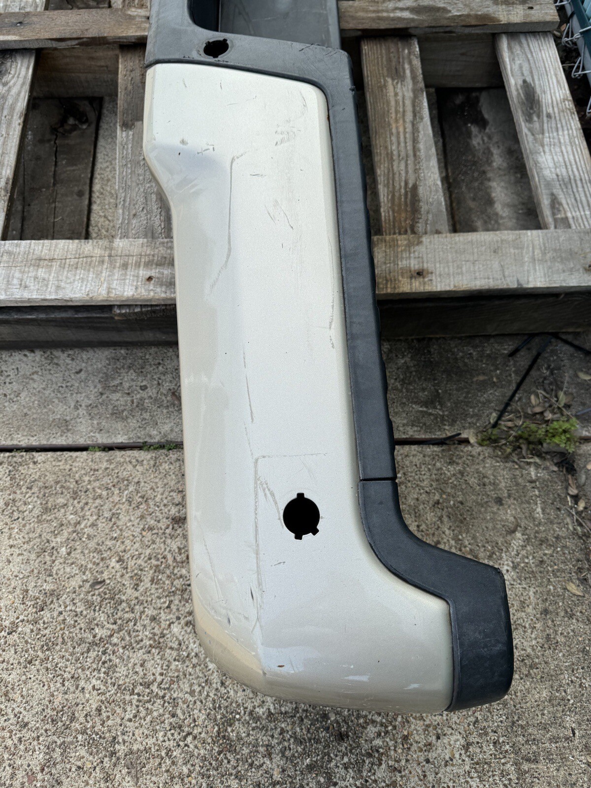 2017-2022 Ford F250 F350 Factory Rear Bumper White Gold w/ Sensors OEM Take Off - Image 6