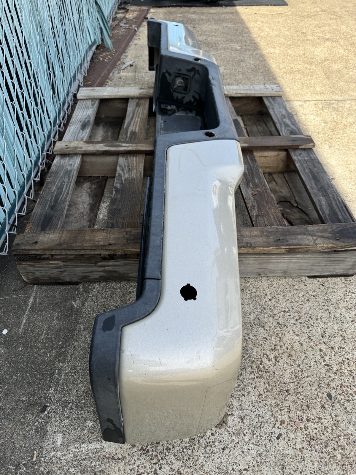 2017-2022 Ford F250 F350 Factory Rear Bumper White Gold w/ Sensors OEM Take Off - Image 11