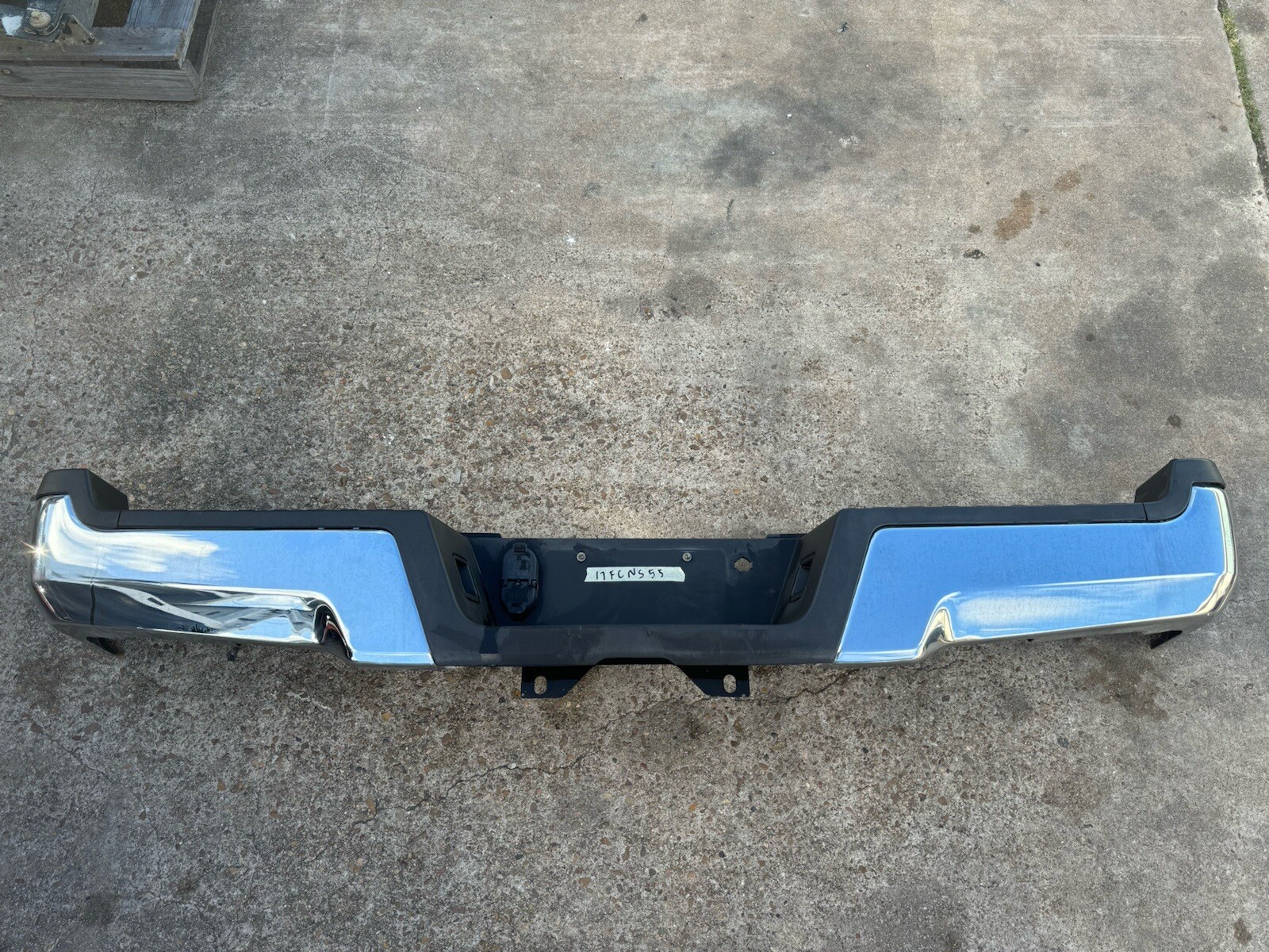 2017-2022 Ford F250 F350 Factory Chrome Rear Bumper No Sensor Holes OEM