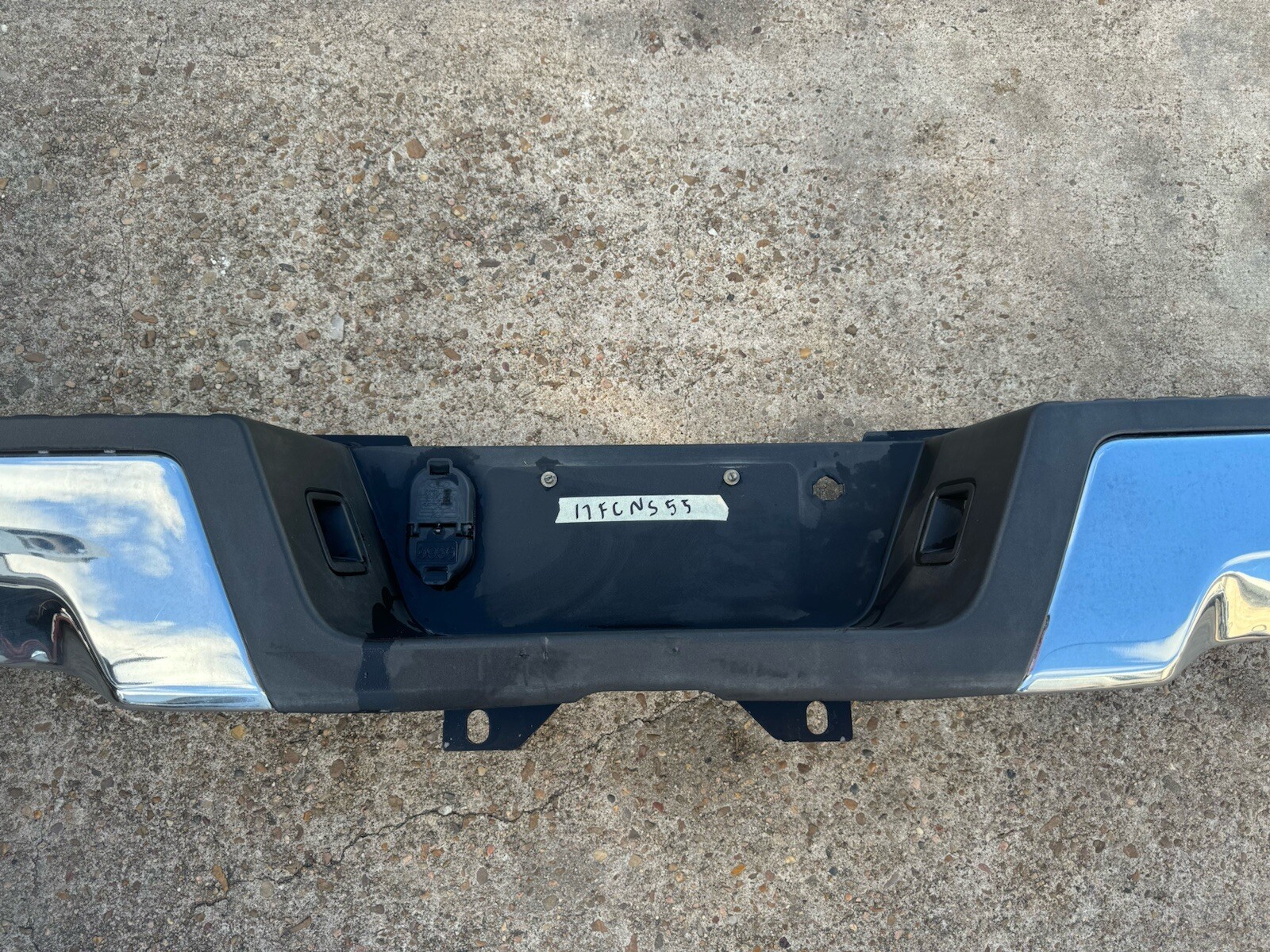 2017-2022 Ford F250 F350 Factory Chrome Rear Bumper No Sensor Holes OEM - Image 5