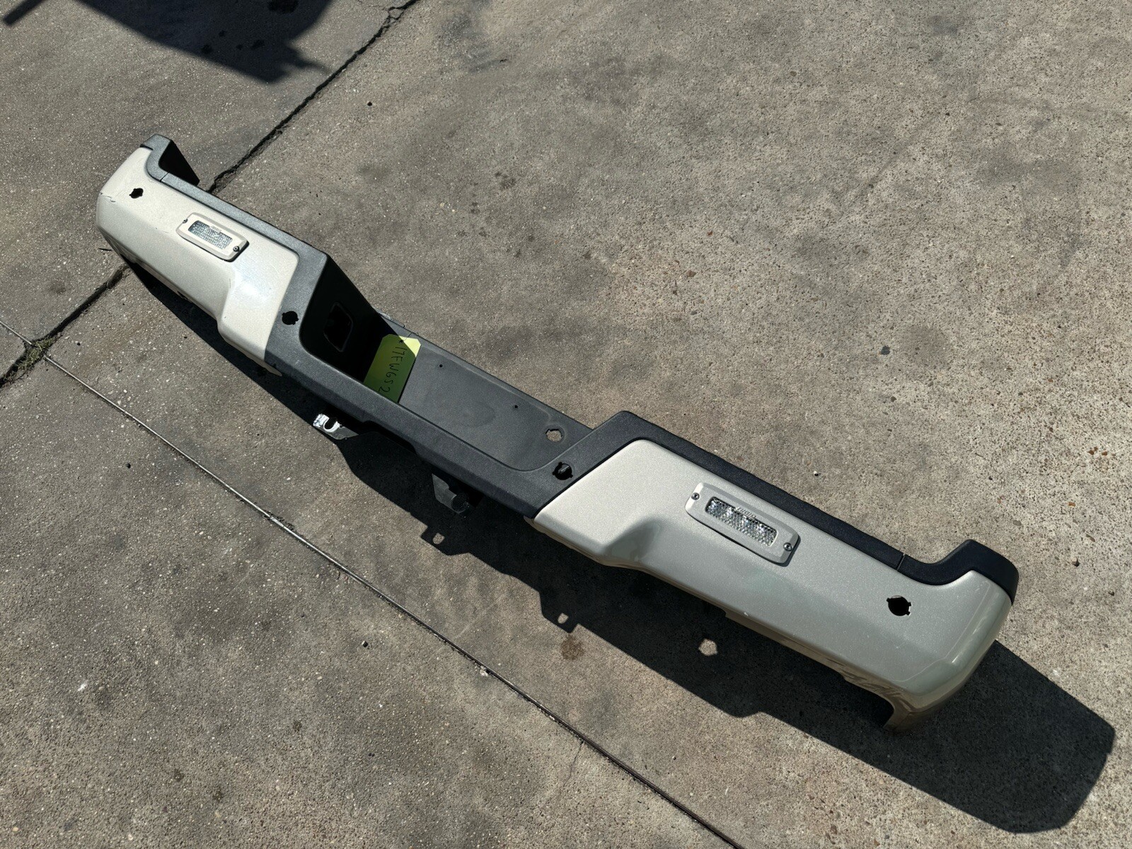 2017-2022 Ford F250 F350 Factory Rear Bumper White Gold RIGID light & Sensor OEM - Image 3