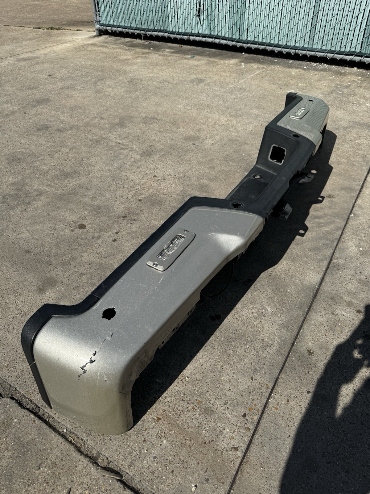 2017-2022 Ford F250 F350 Factory Rear Bumper White Gold RIGID light & Sensor OEM - Image 5