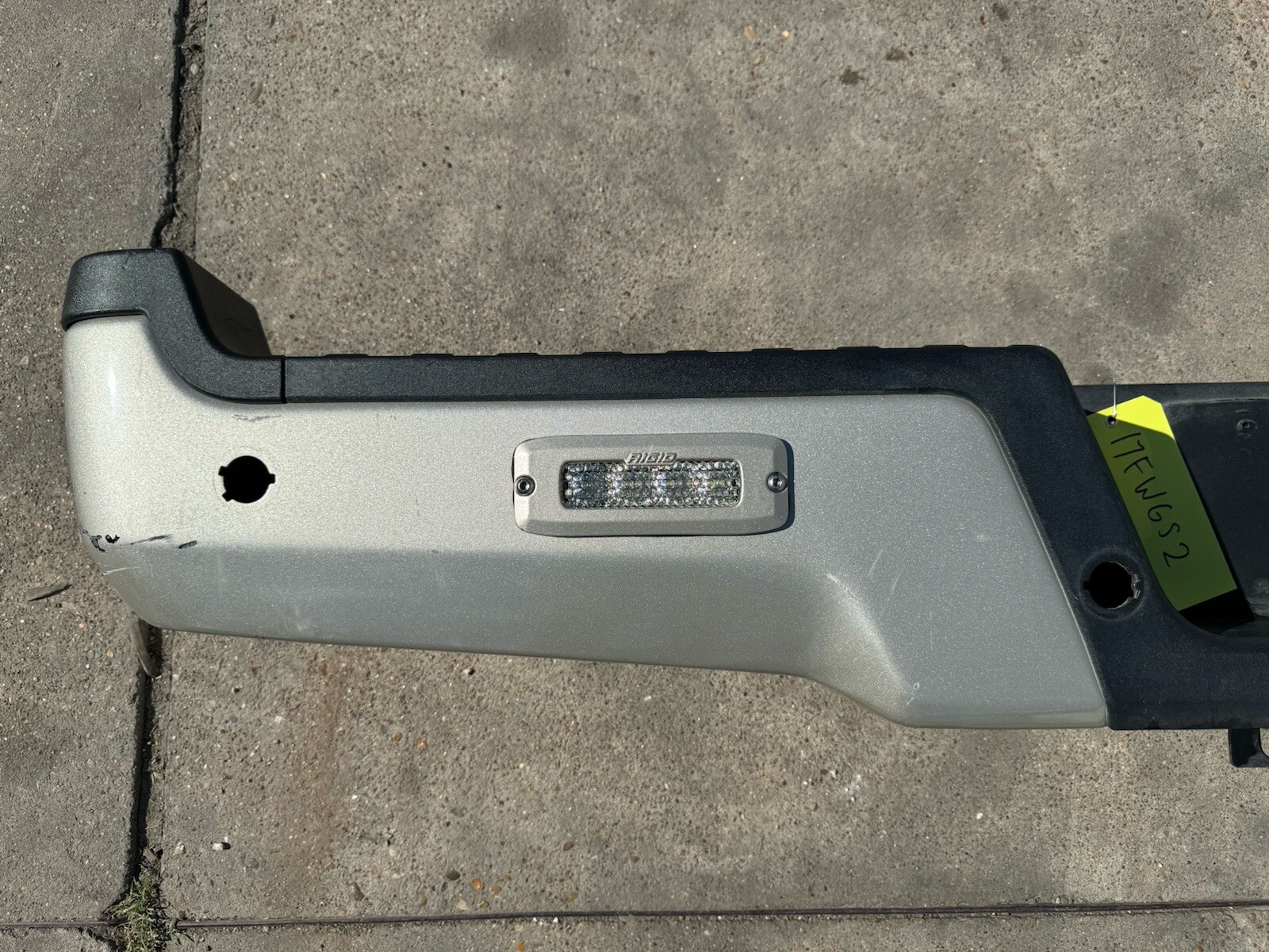 2017-2022 Ford F250 F350 Factory Rear Bumper White Gold RIGID light & Sensor OEM - Image 6