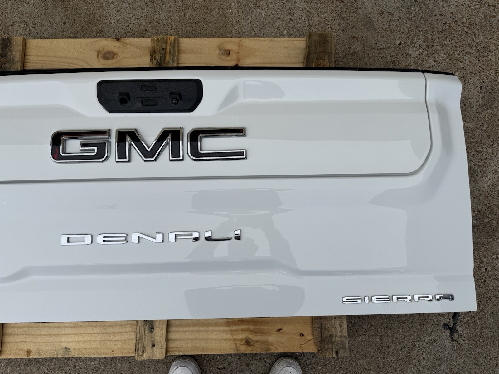 2020-2024 GMC Sierra 2500 3500 Factory Multi Pro Tailgate Summit White OEM - Image 8