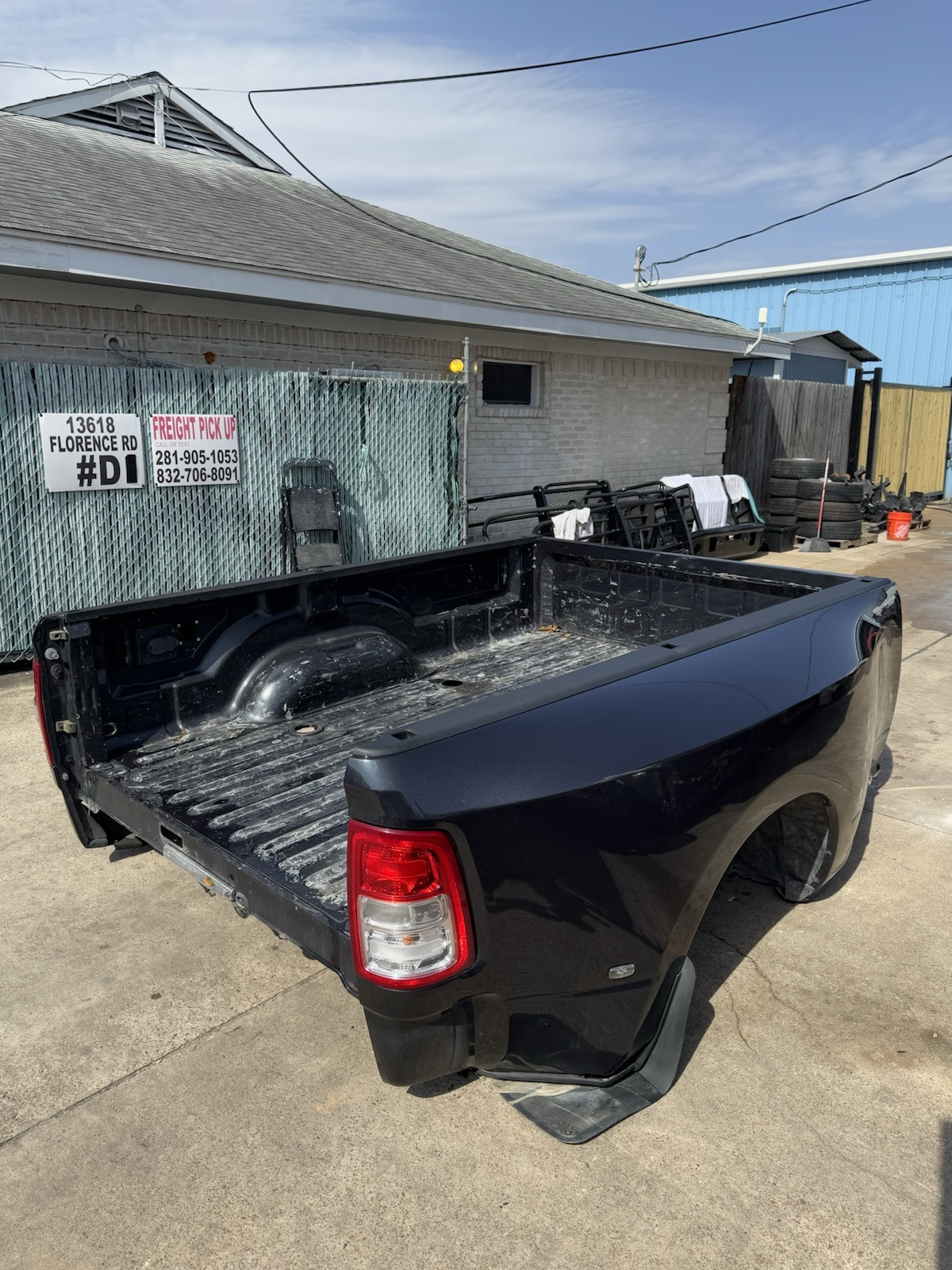 2019-2025 Ram 3500 Dually Bed ONLY 8FT OEM Maximum Steel DRW Take Off - Image 2