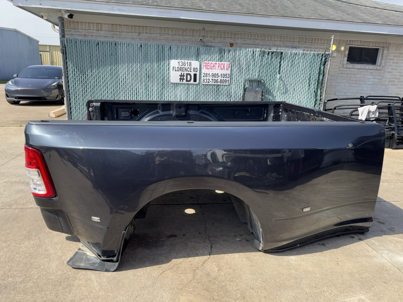 2019-2025 Ram 3500 Dually Bed ONLY 8FT OEM Maximum Steel DRW Take Off - Image 3