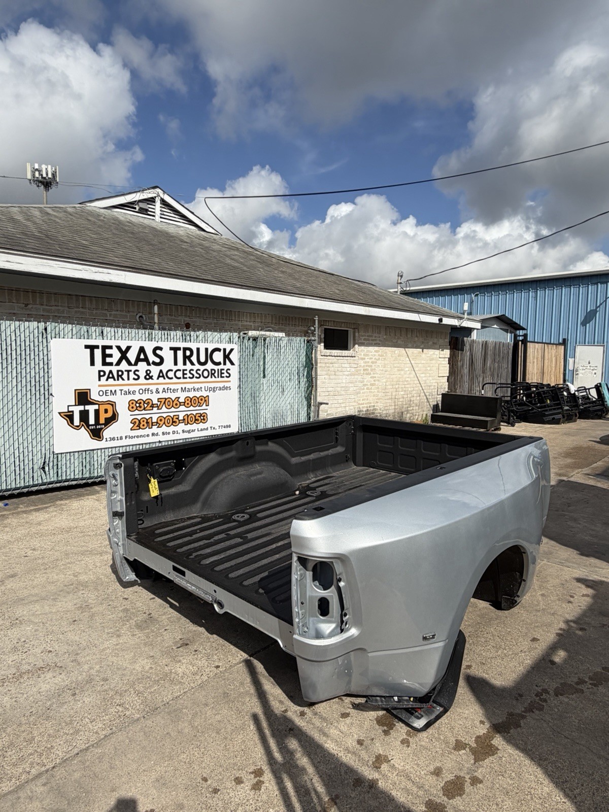 2019-2026 Ram 3500 Dually Bed ONLY 8FT OEM Silver Zynith DRW Take Off