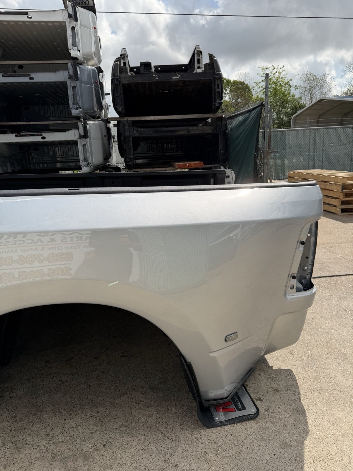 2019-2026 Ram 3500 Dually Bed ONLY 8FT OEM Silver Zynith DRW Take Off - Image 12