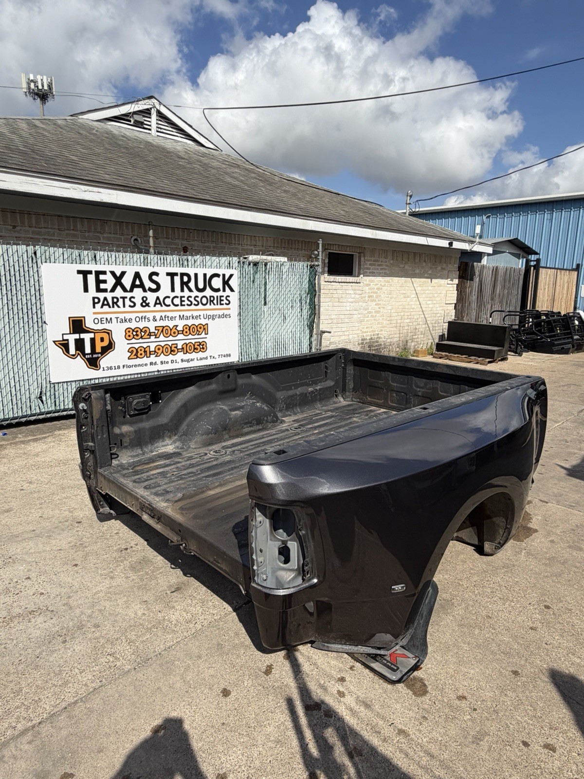 2019-2026 Ram 3500 Dually Bed ONLY 8FT OEM Granite Crystal Metallic DRW Take Off
