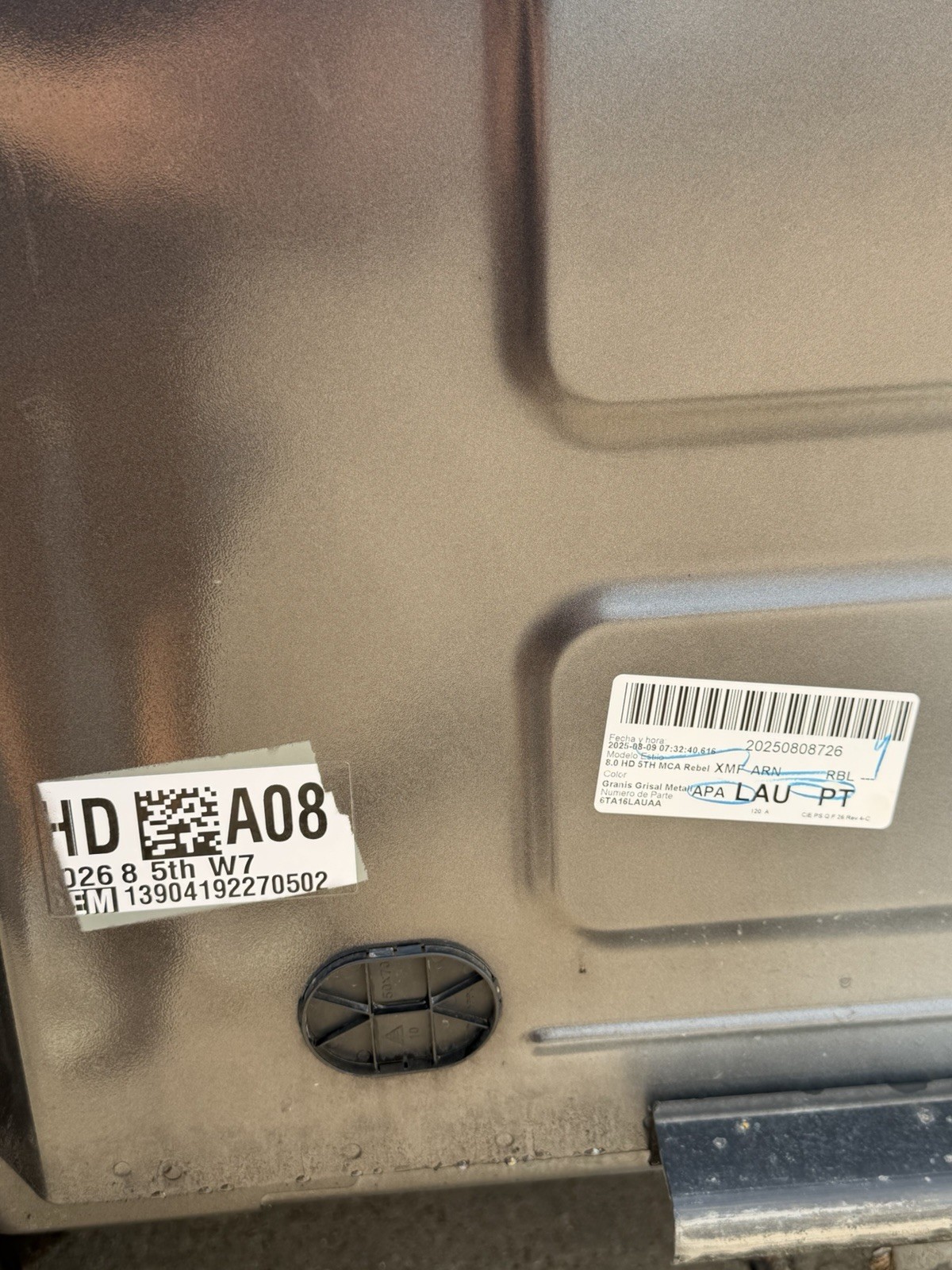 2019-2026 Ram 3500 Dually Bed ONLY 8FT OEM Granite Crystal Metallic DRW Take Off - Image 8