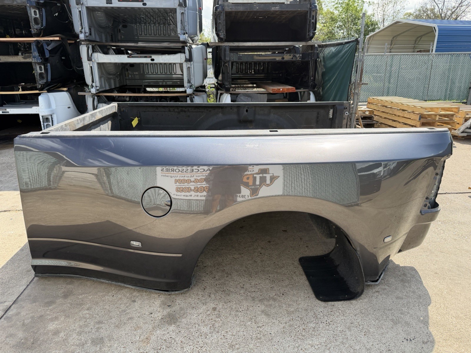 2019-2026 Ram 3500 Dually Bed ONLY 8FT OEM Granite Crystal Metallic DRW Take Off - Image 11