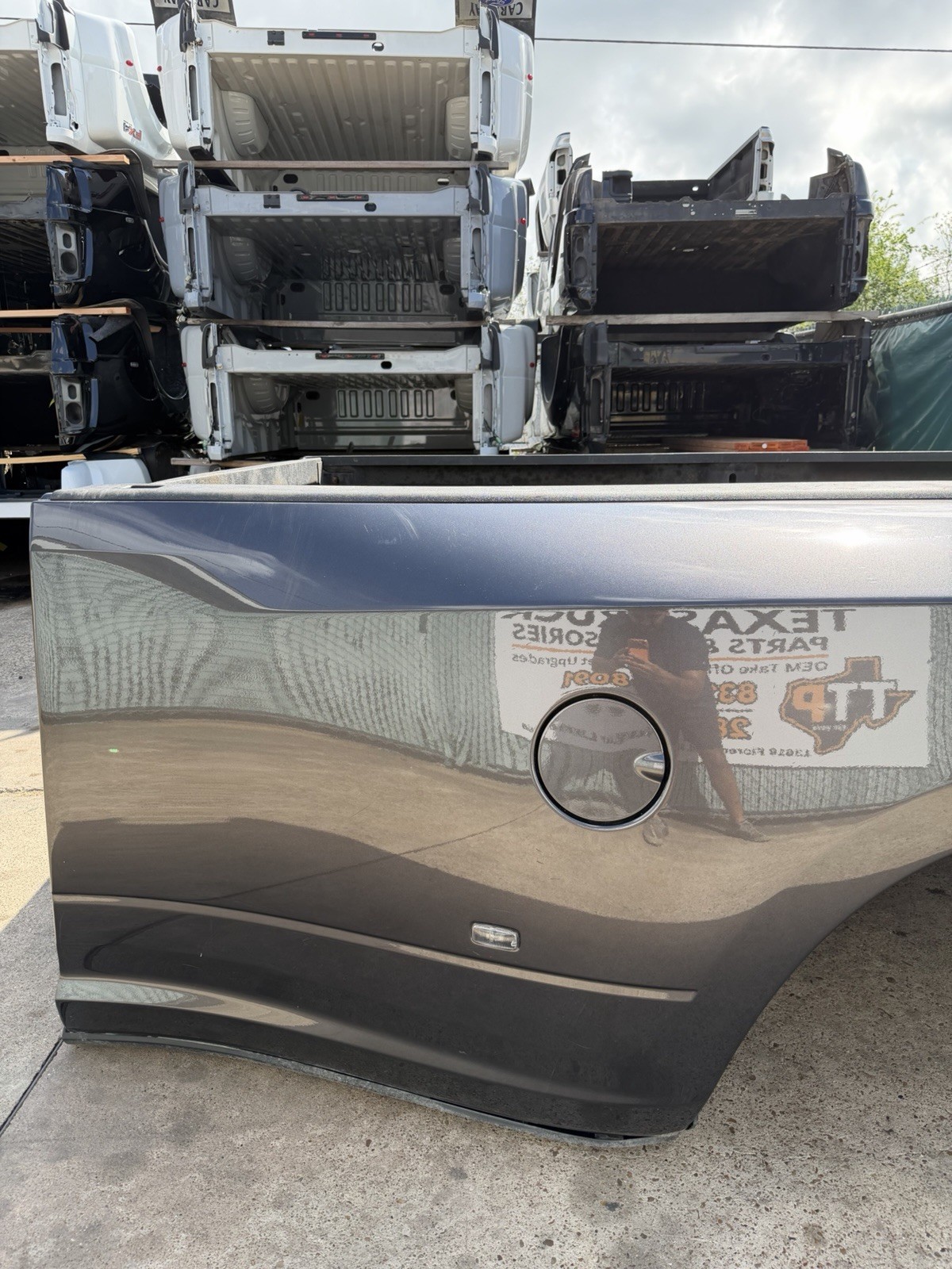2019-2026 Ram 3500 Dually Bed ONLY 8FT OEM Granite Crystal Metallic DRW Take Off - Image 12