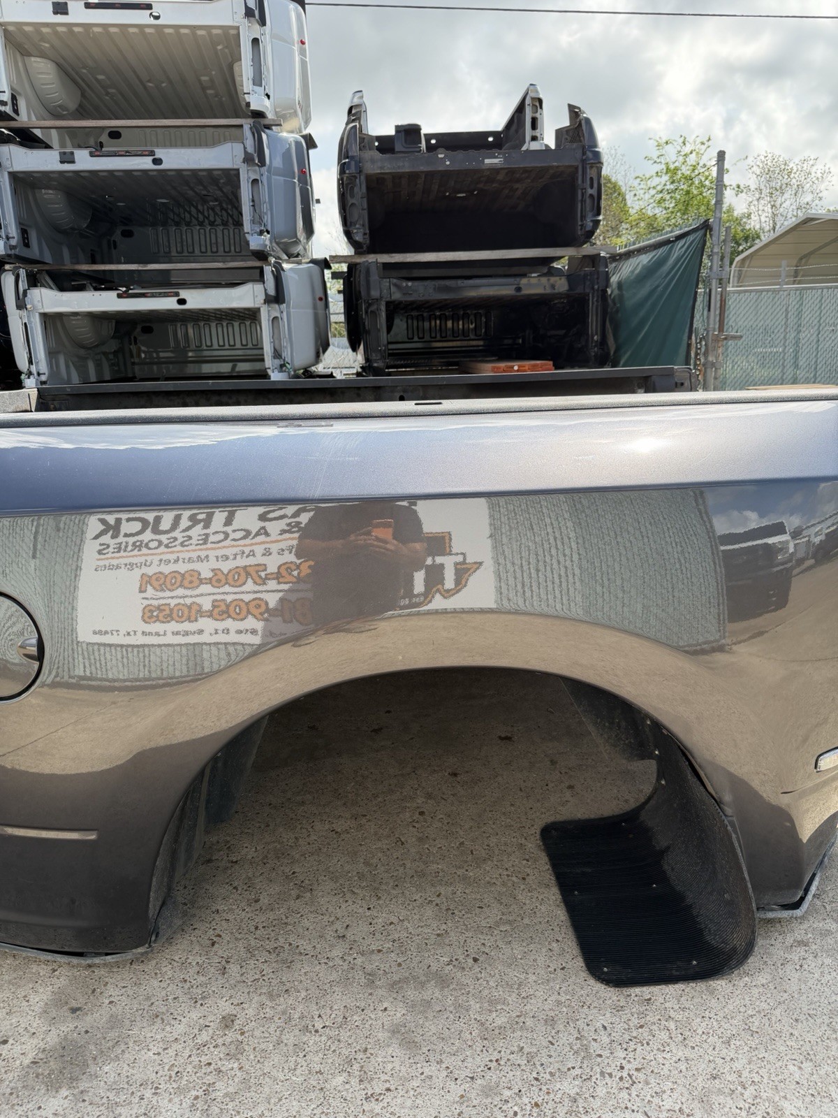 2019-2026 Ram 3500 Dually Bed ONLY 8FT OEM Granite Crystal Metallic DRW Take Off - Image 13