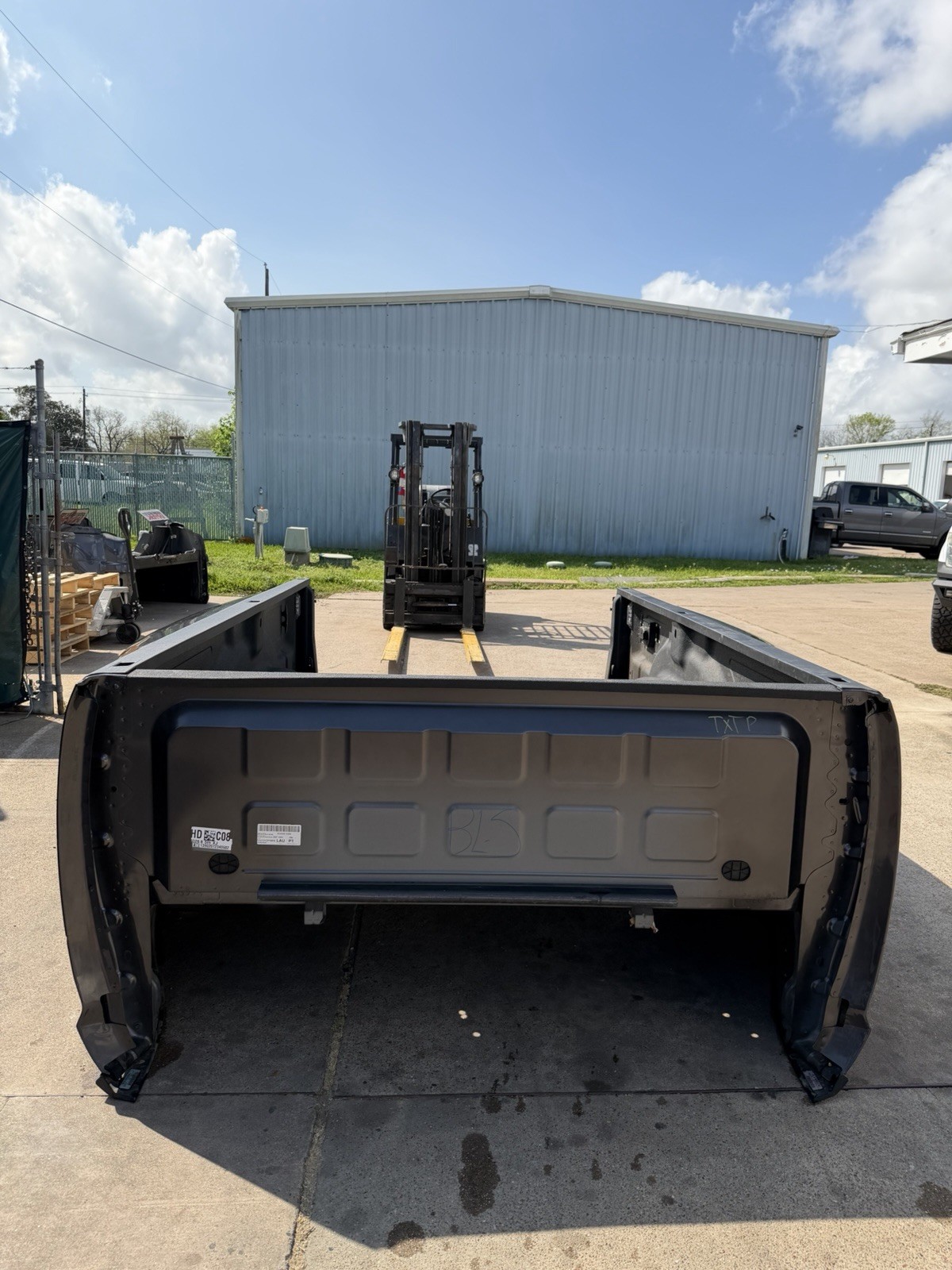 2019-2026 Ram 3500 Dually Bed ONLY 8FT OEM Granite Crystal Metallic DRW Take Off - Image 7