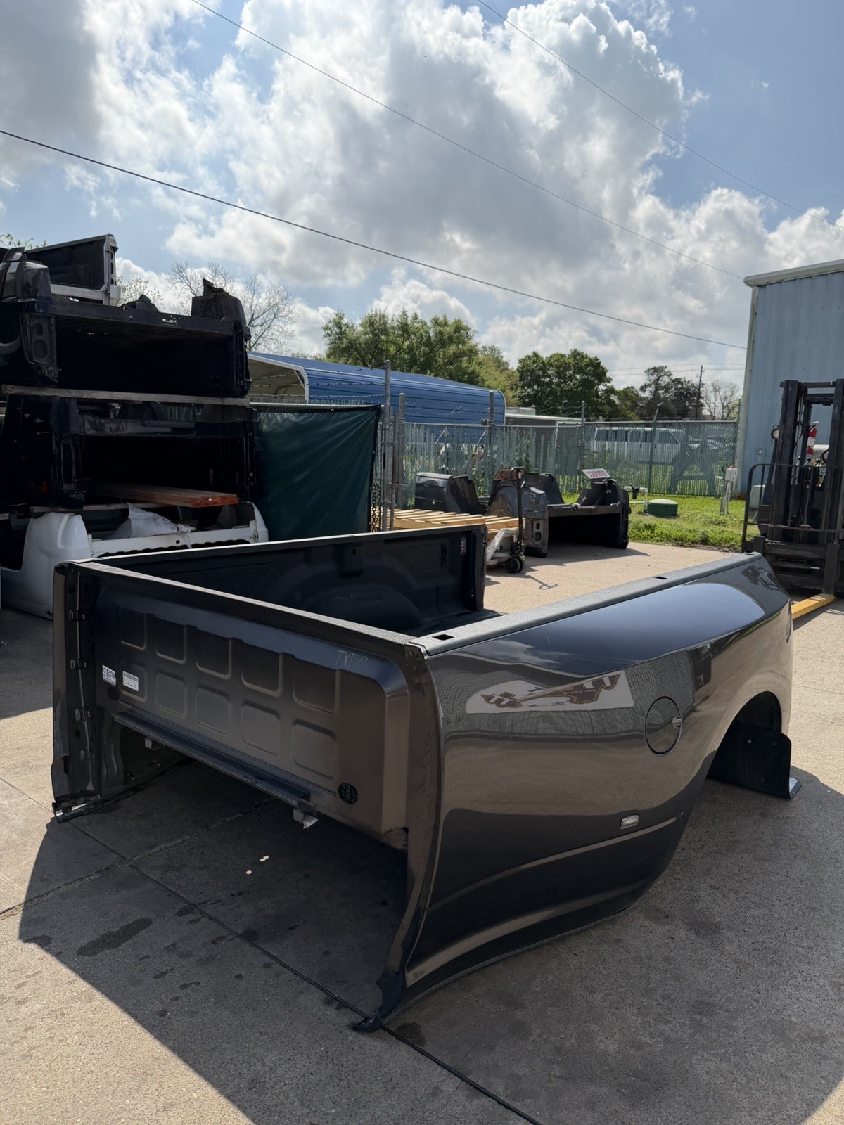 2019-2026 Ram 3500 Dually Bed ONLY 8FT OEM Granite Crystal Metallic DRW Take Off - Image 8