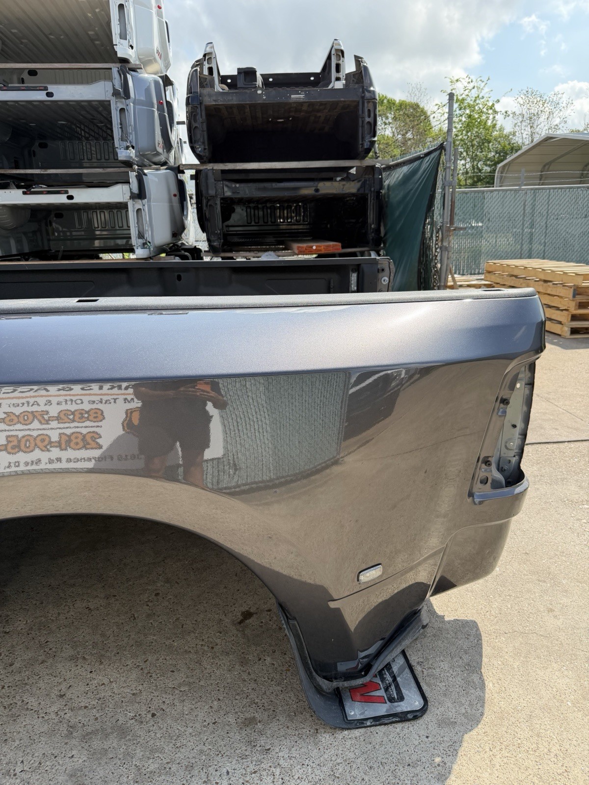2019-2026 Ram 3500 Dually Bed ONLY 8FT OEM Granite Crystal Metallic DRW Take Off - Image 11