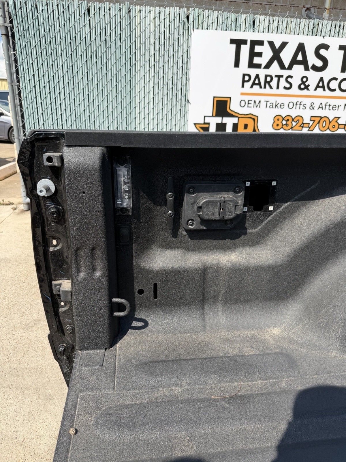 2019-2026 Ram 3500 Dually Bed ONLY 8FT OEM Diamond Black DRW Take Off - Image 17