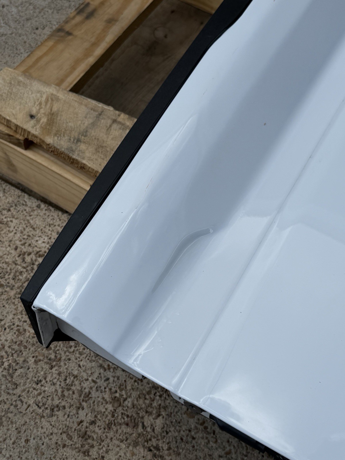 2023-2026 Ford F250 F350 Factory Tailgate OEM Oxford White w/ Step Camera Hole - Image 13