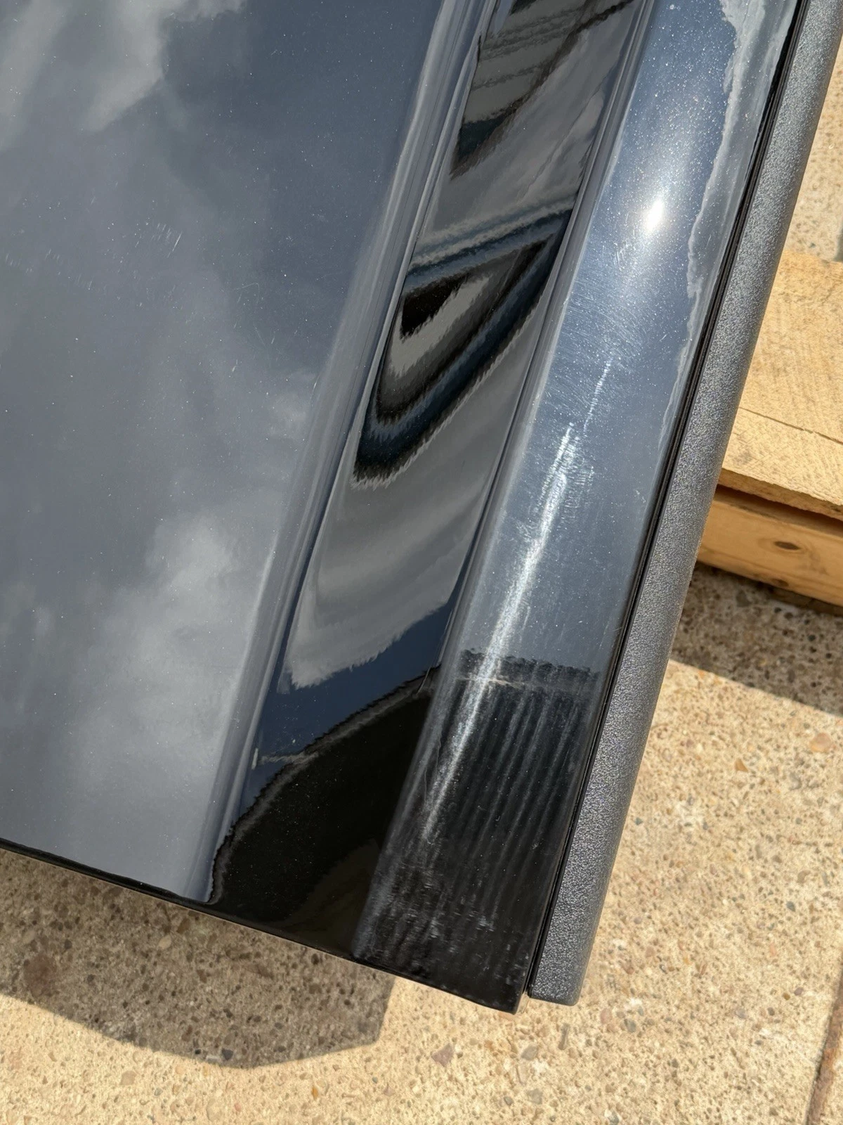 2019-2026 Ram 2500 3500 Factory Tailgate Diamond Black Crystal OEM w/ Camera Hole - Image 12