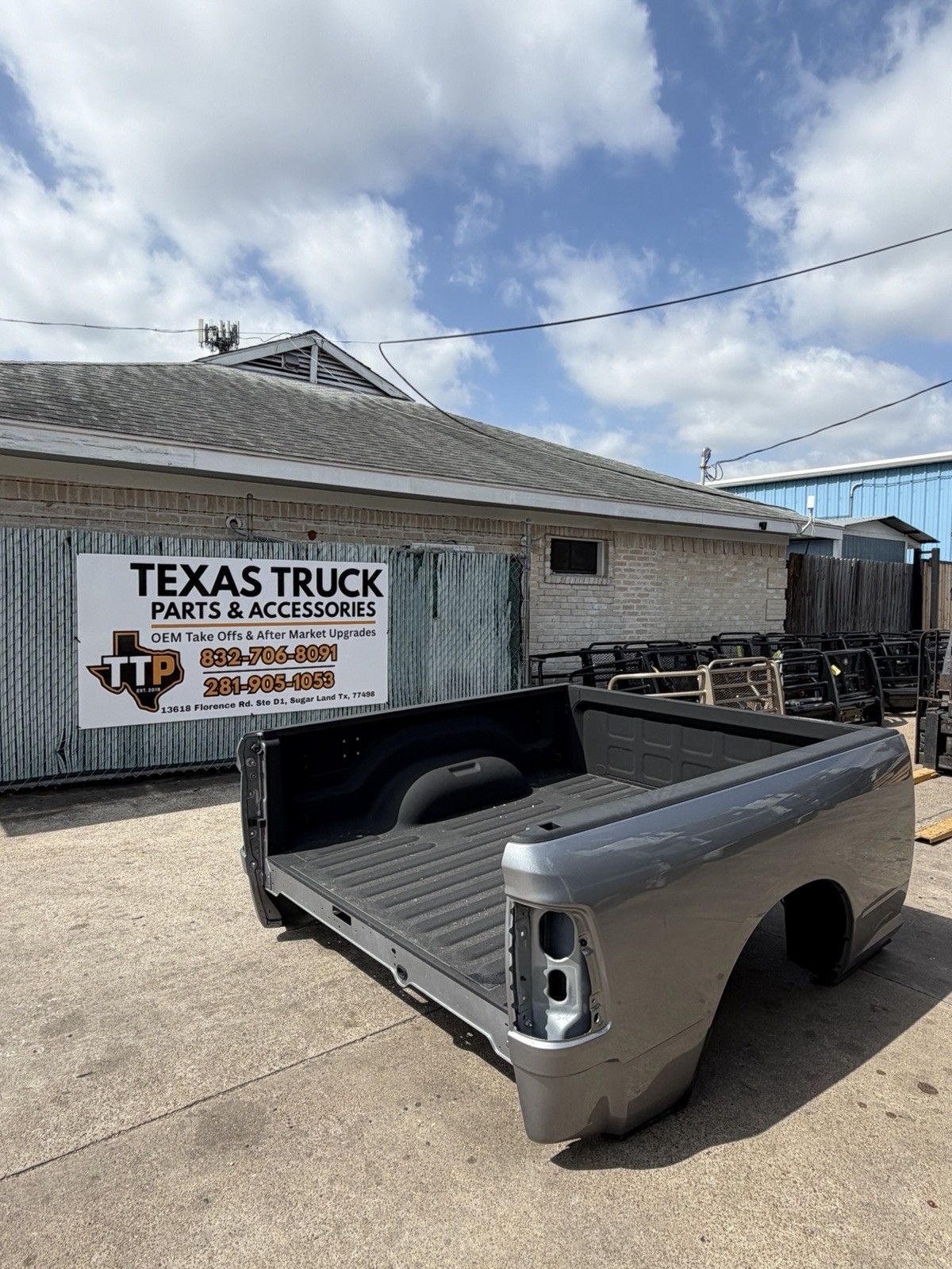 2019-2026 Ram 2500 3500 SHORT Bed 6 FT 4 IN Billet Silver SRW Factory Take off