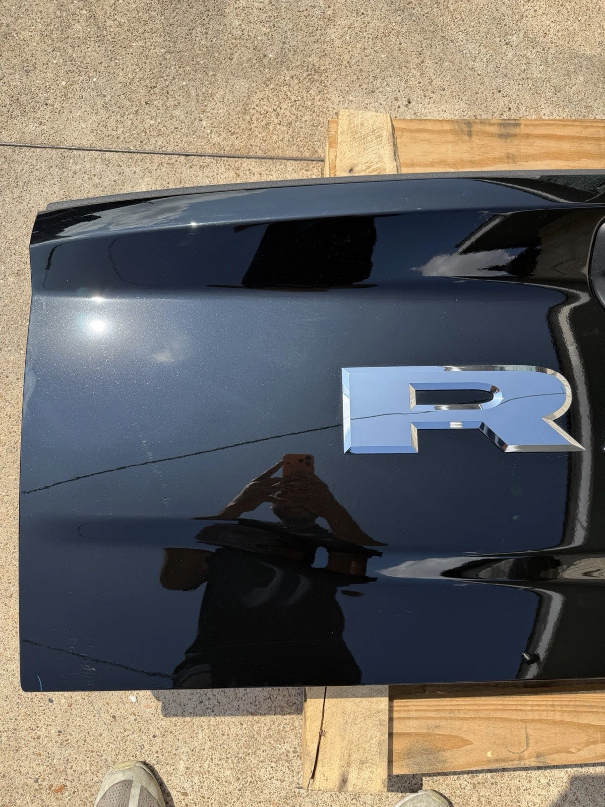 2019-2026 Ram 2500 3500 Factory Tailgate Diamond Black Crystal OEM w/ Camera Hole - Image 8